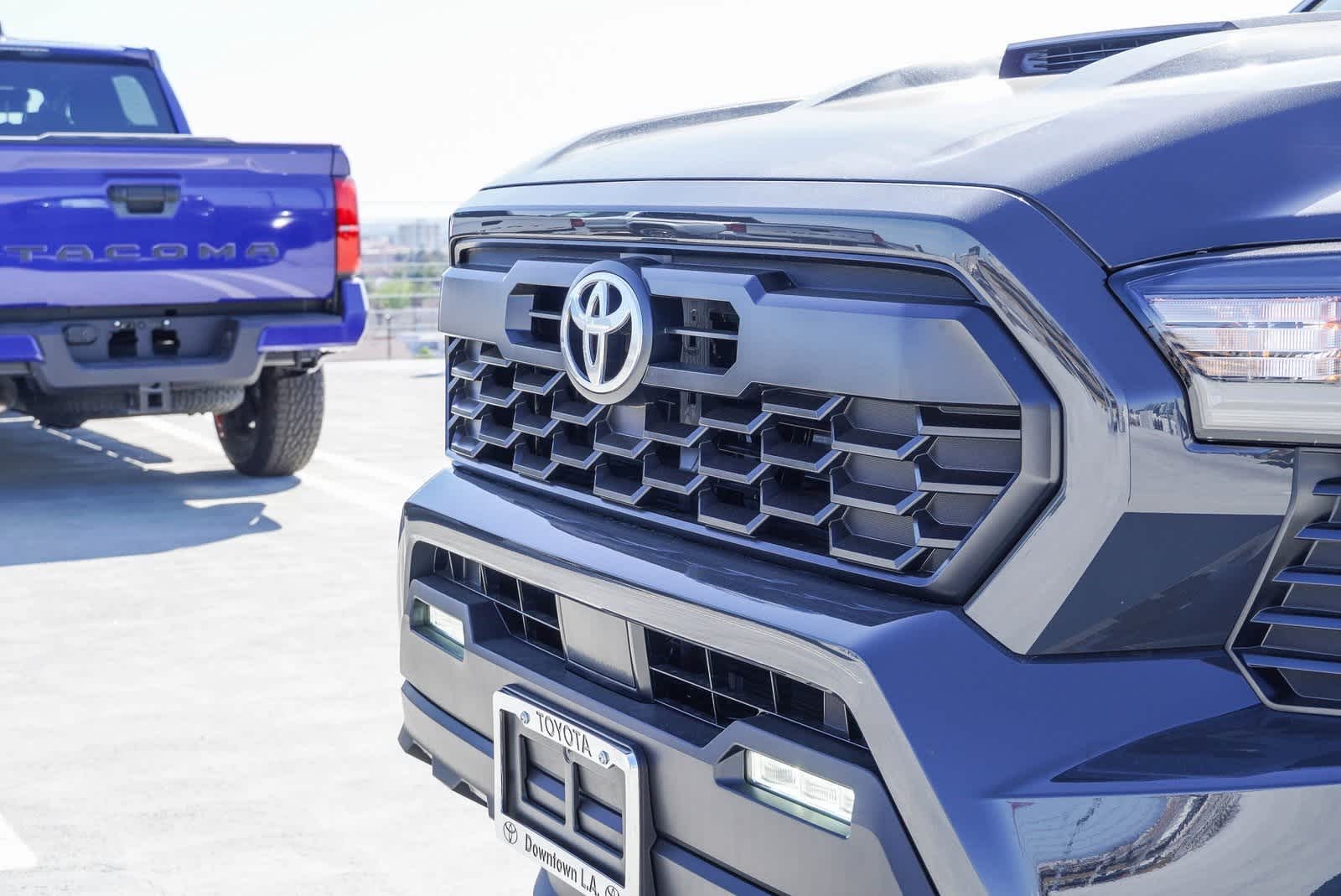 2025 Toyota Tacoma TRD Sport 12