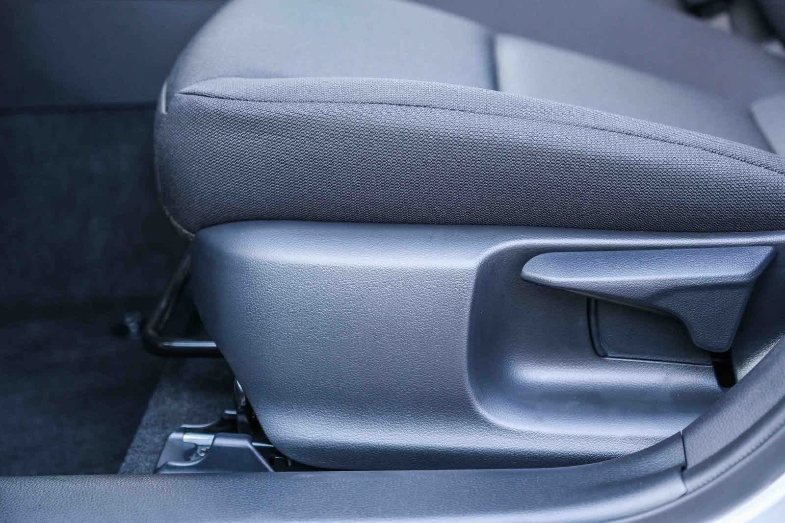 Thumbnail: 2025 Toyota Corolla - 24