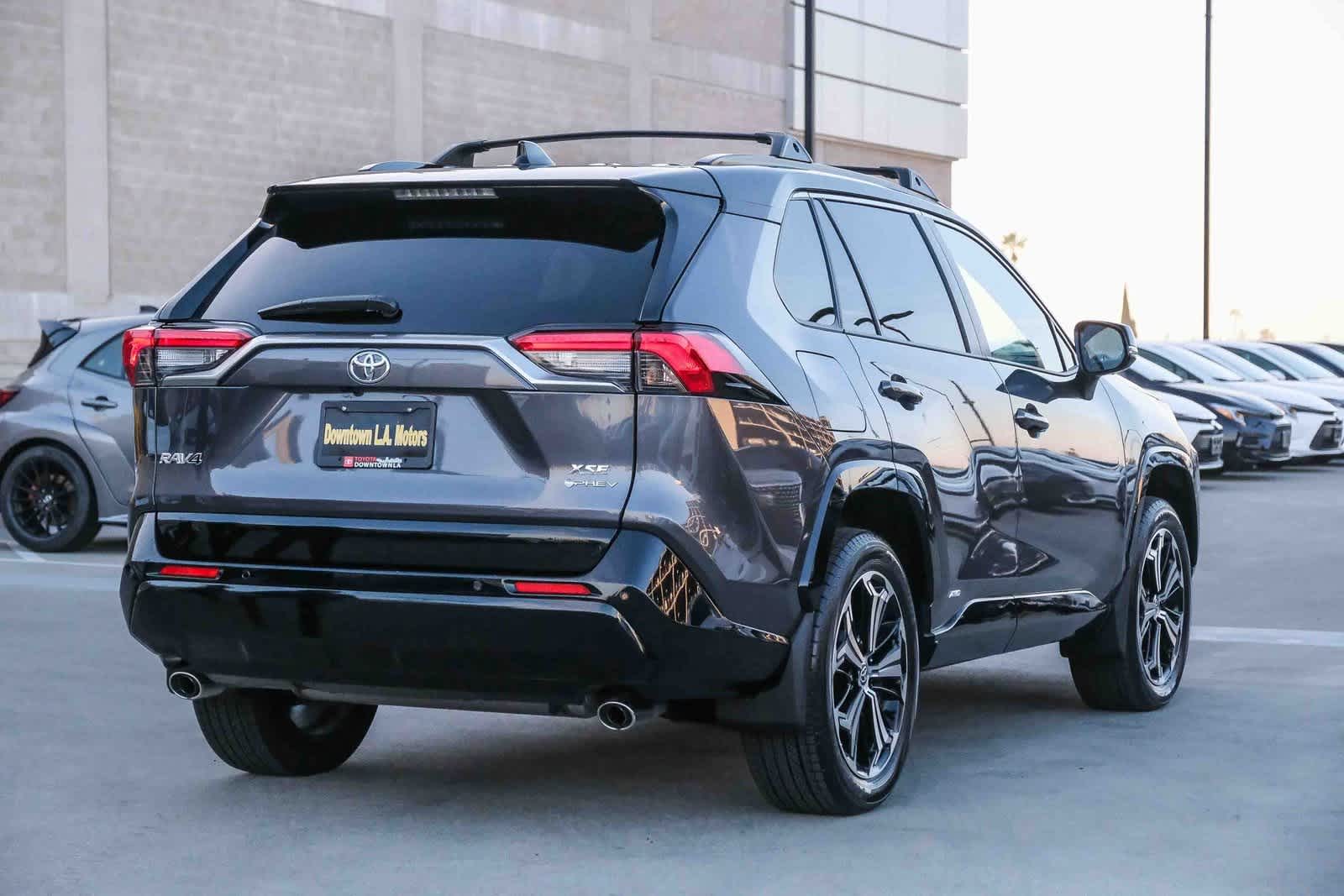 Thumbnail: 2025 Toyota RAV4 - 4