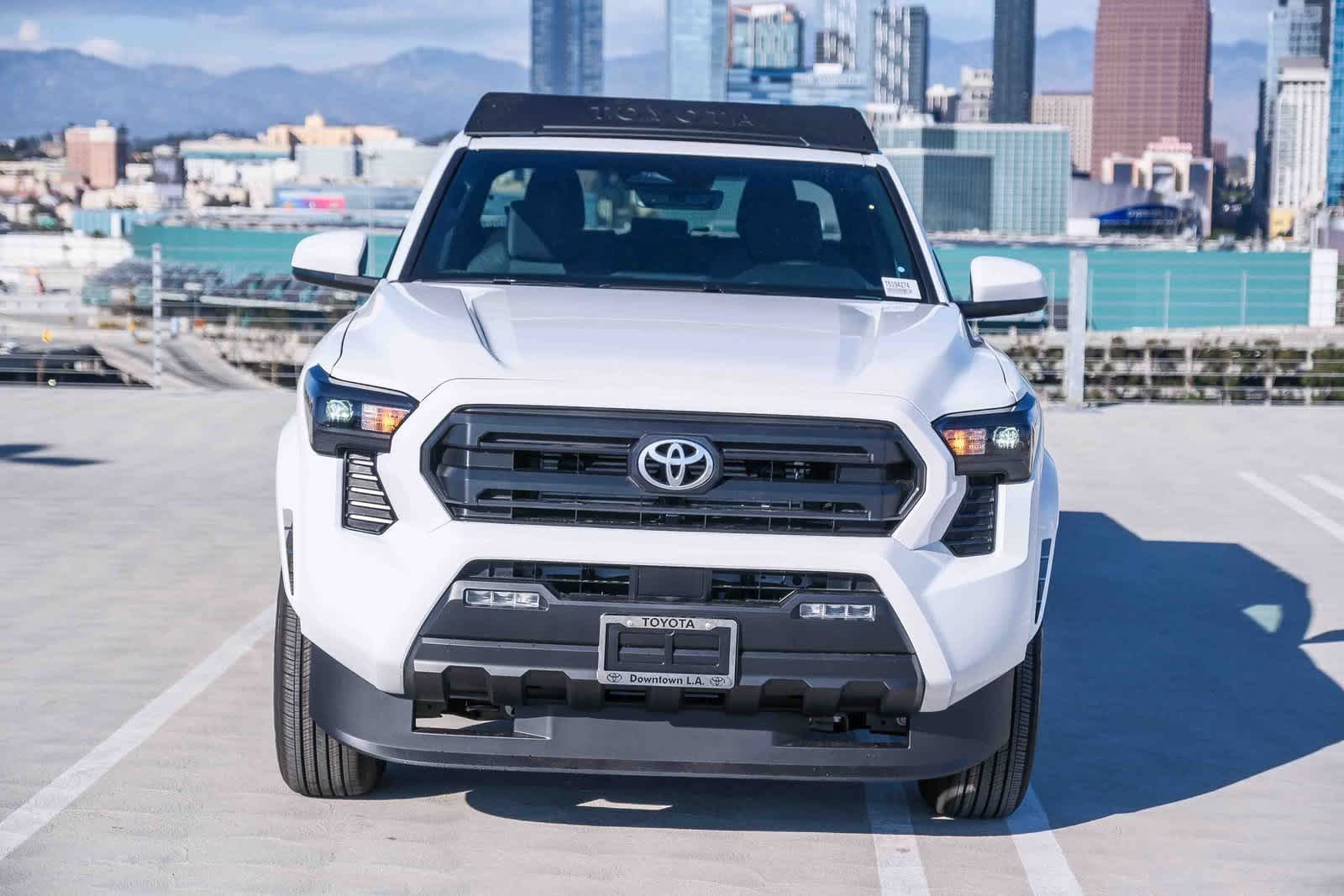 Thumbnail: 2025 Toyota Tacoma - 2