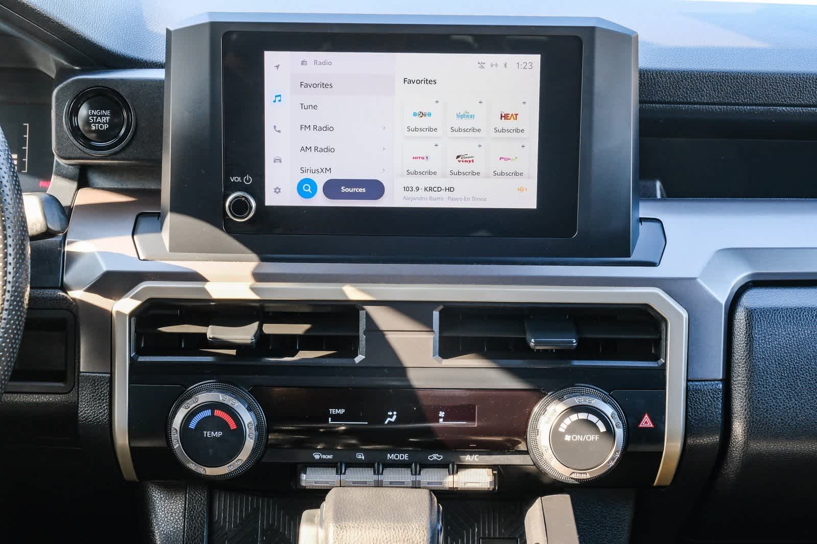 Thumbnail: 2024 Toyota Tacoma - 14