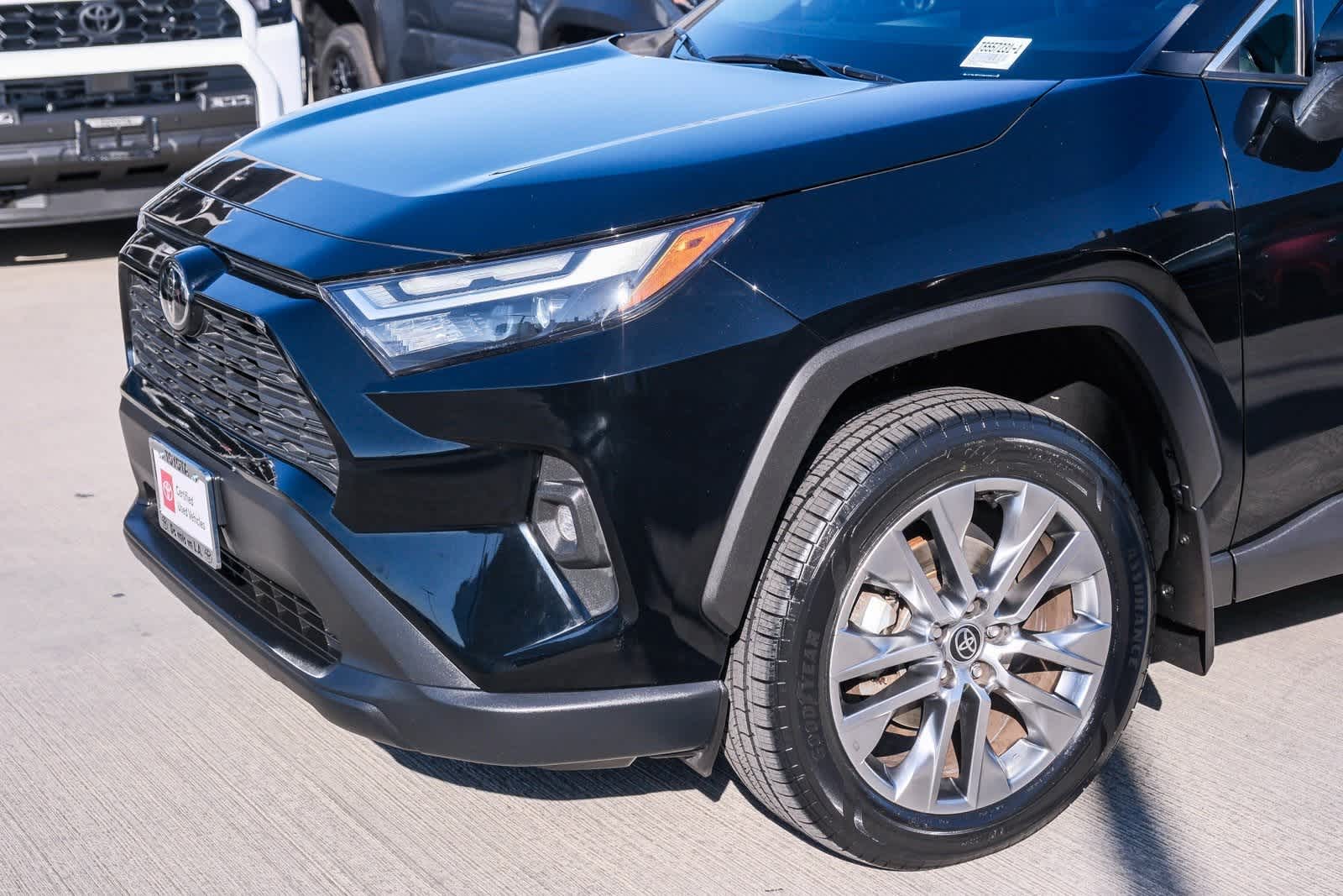 Thumbnail: 2023 Toyota RAV4 - 12