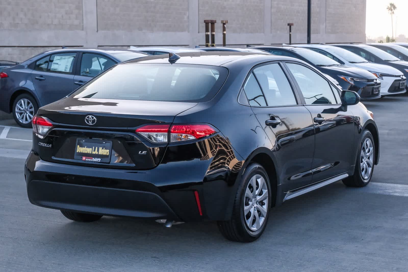 Thumbnail: 2025 Toyota Corolla - 5