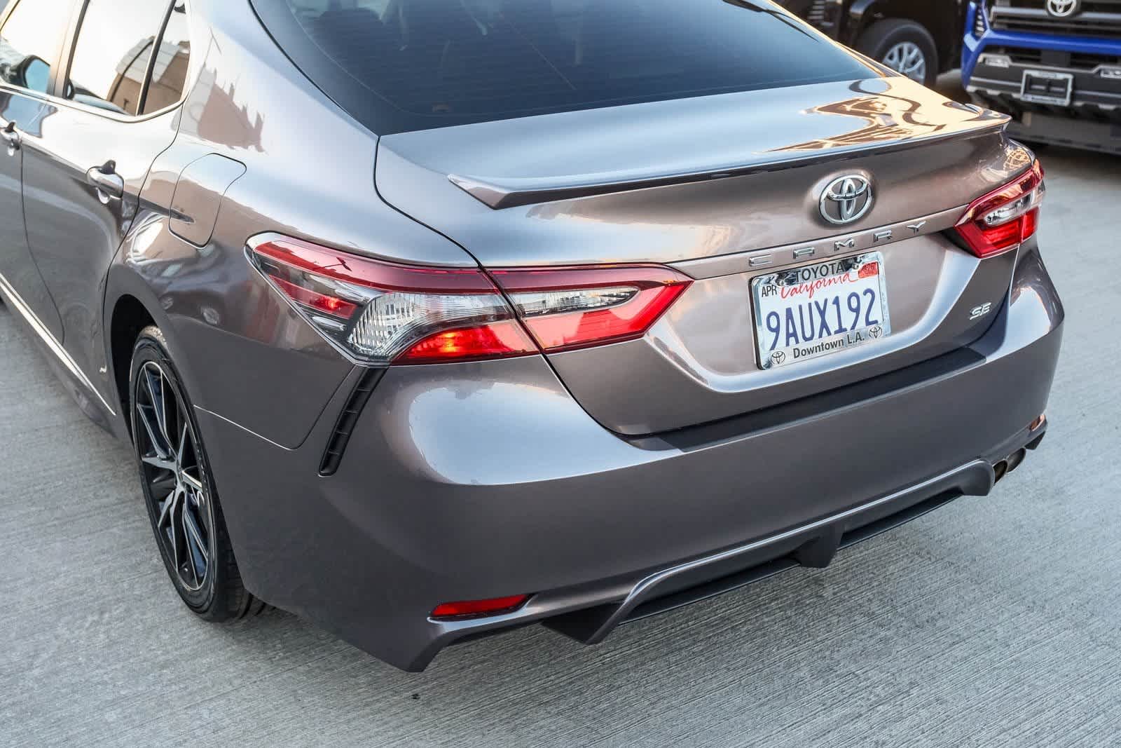 Thumbnail: 2022 Toyota Camry - 8