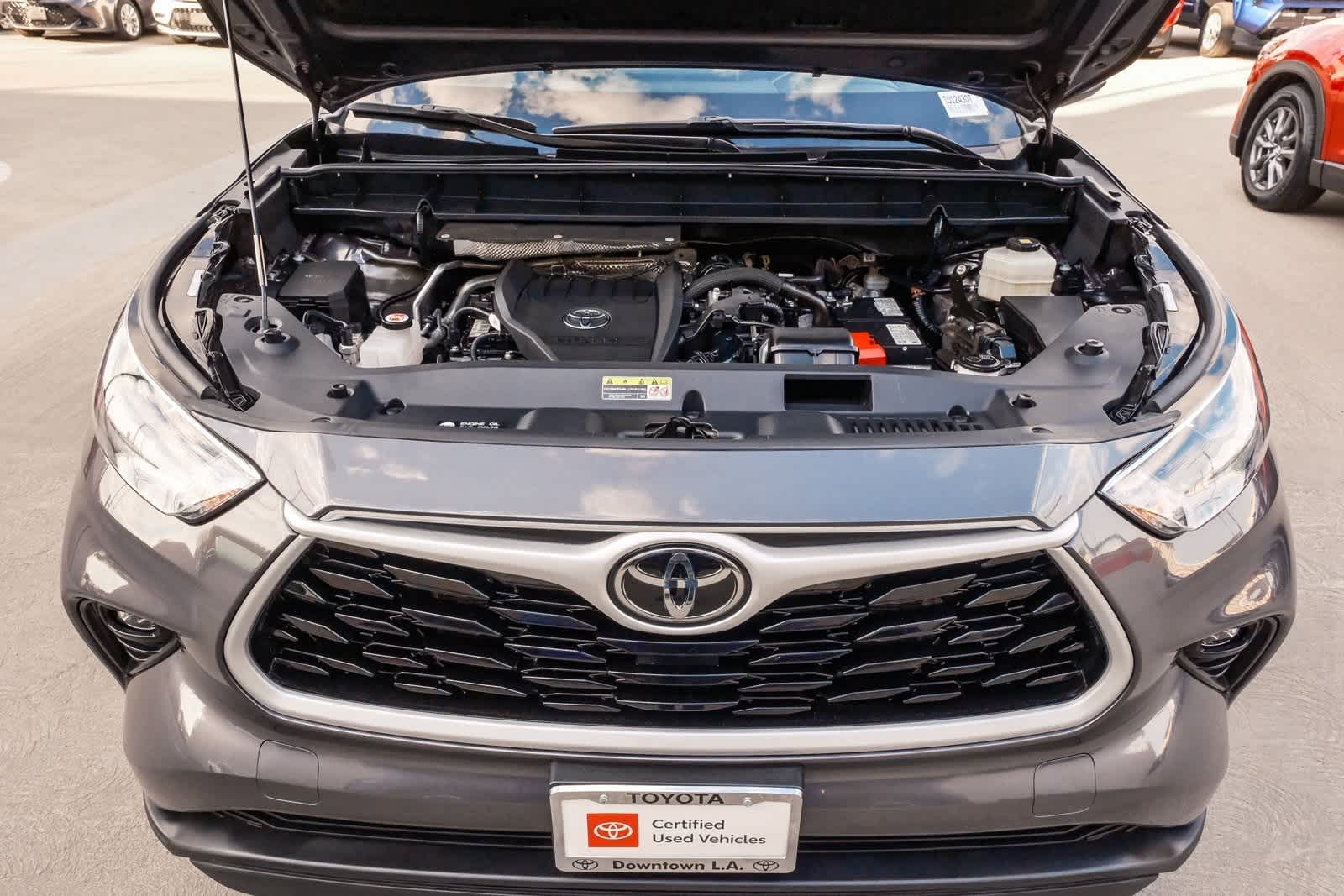Thumbnail: 2024 Toyota Highlander - 27