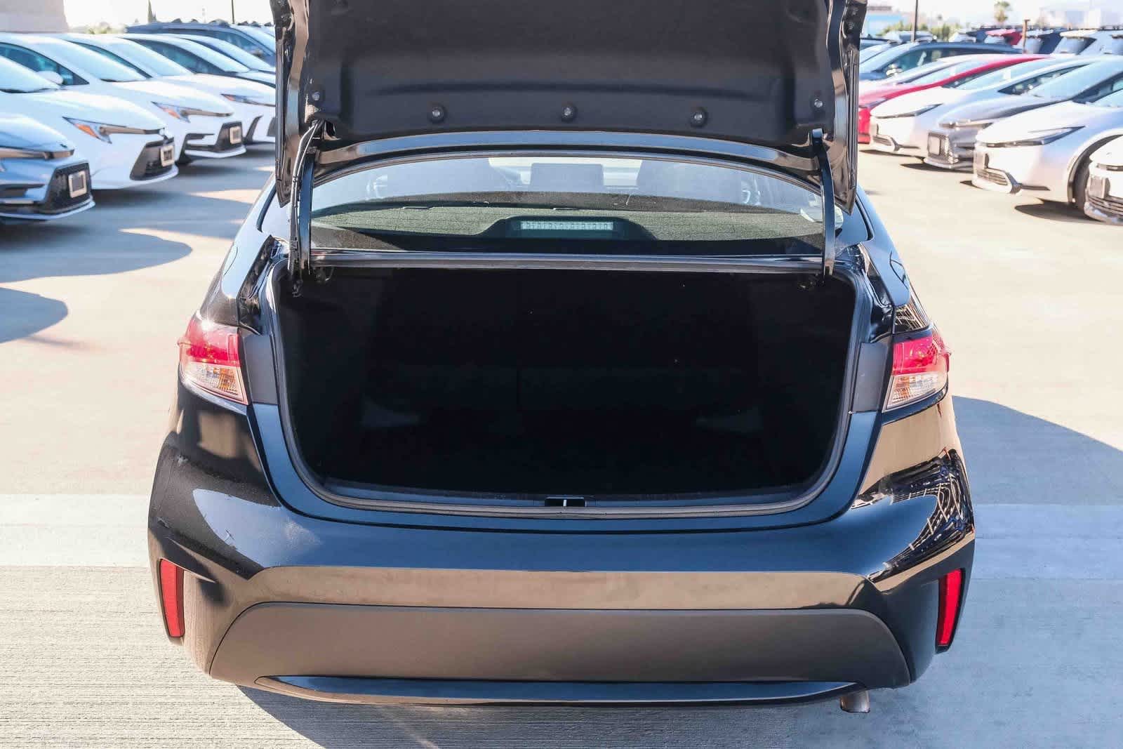 Thumbnail: 2022 Toyota Corolla - 27