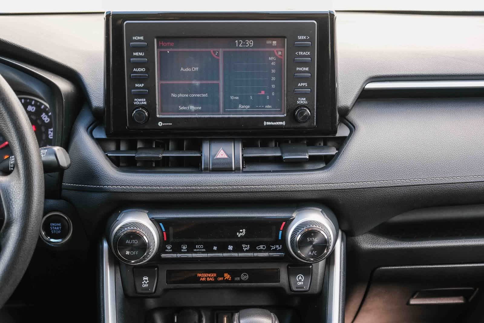 Thumbnail: 2021 Toyota RAV4 - 14