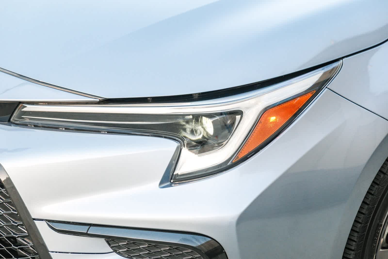 Thumbnail: 2023 Toyota Corolla - 11