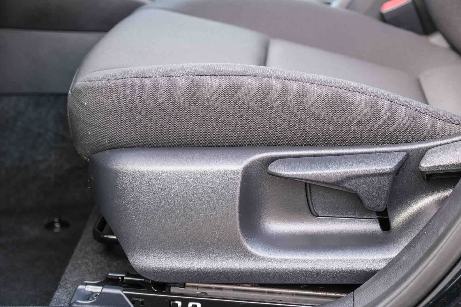 Thumbnail: 2025 Toyota Corolla - 24