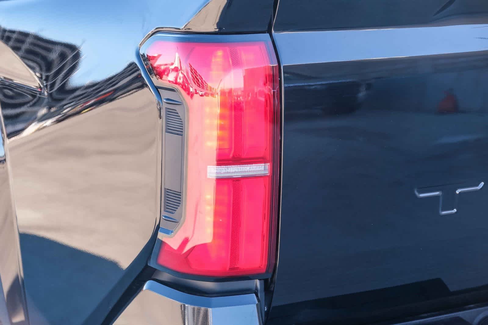 Thumbnail: 2024 Toyota Tacoma - 7