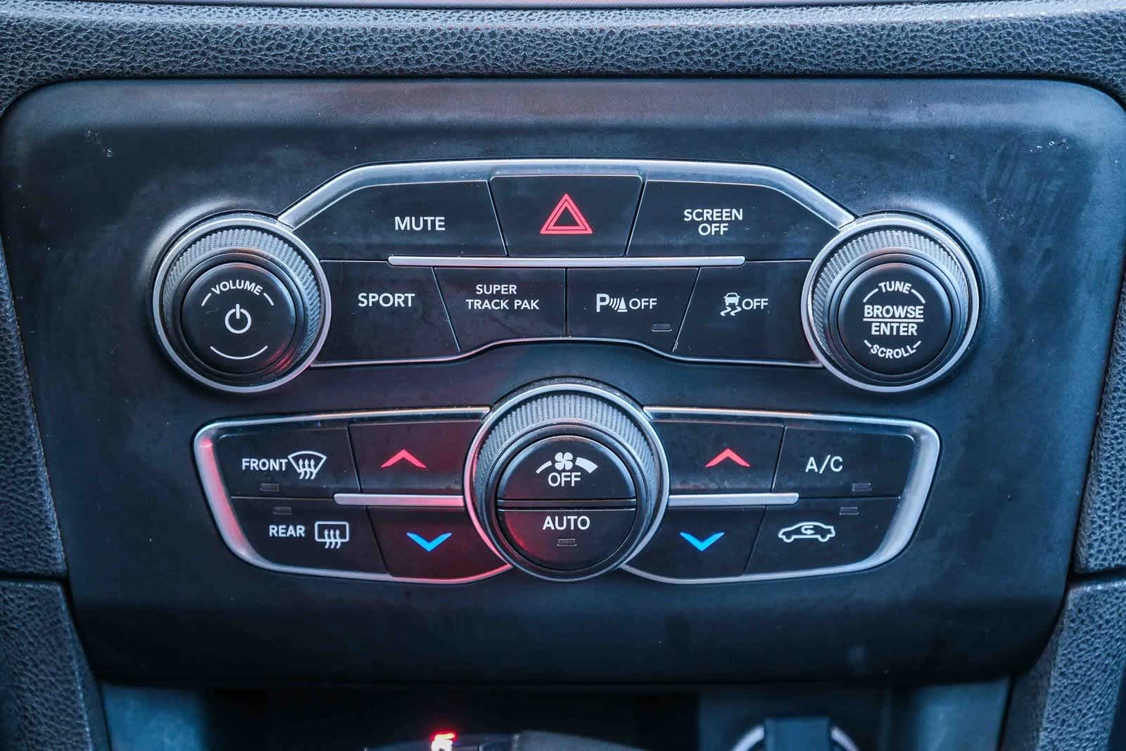 Thumbnail: 2023 Dodge Charger - 16