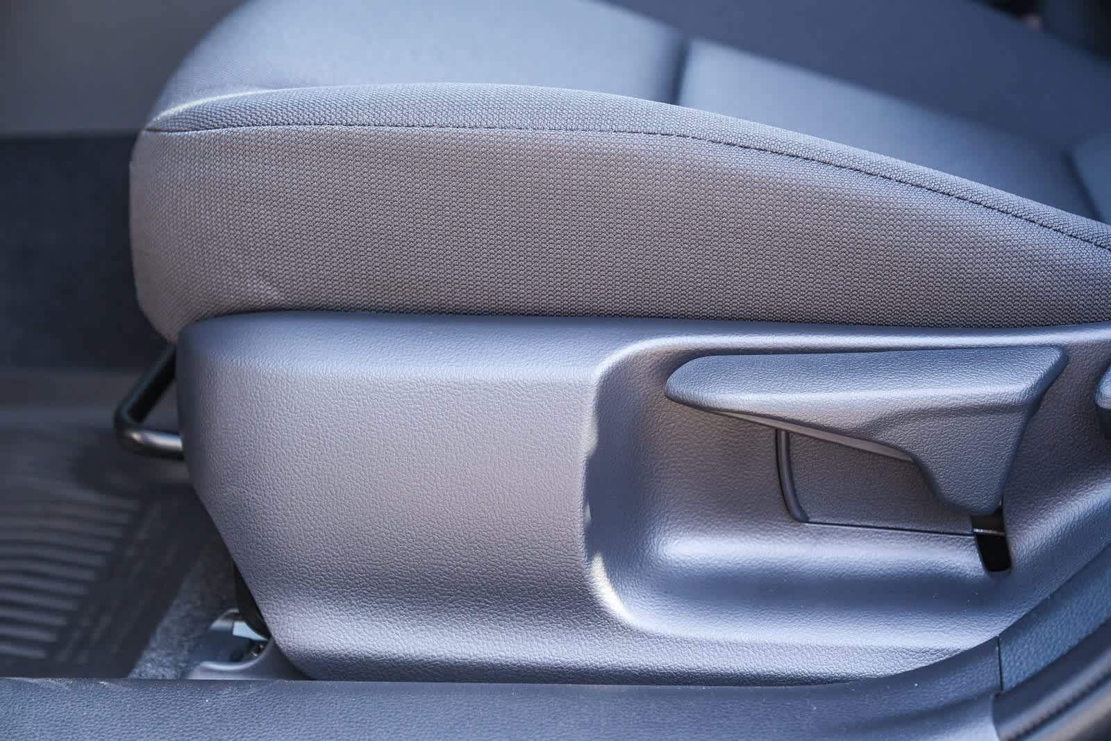 Thumbnail: 2025 Toyota Corolla - 22