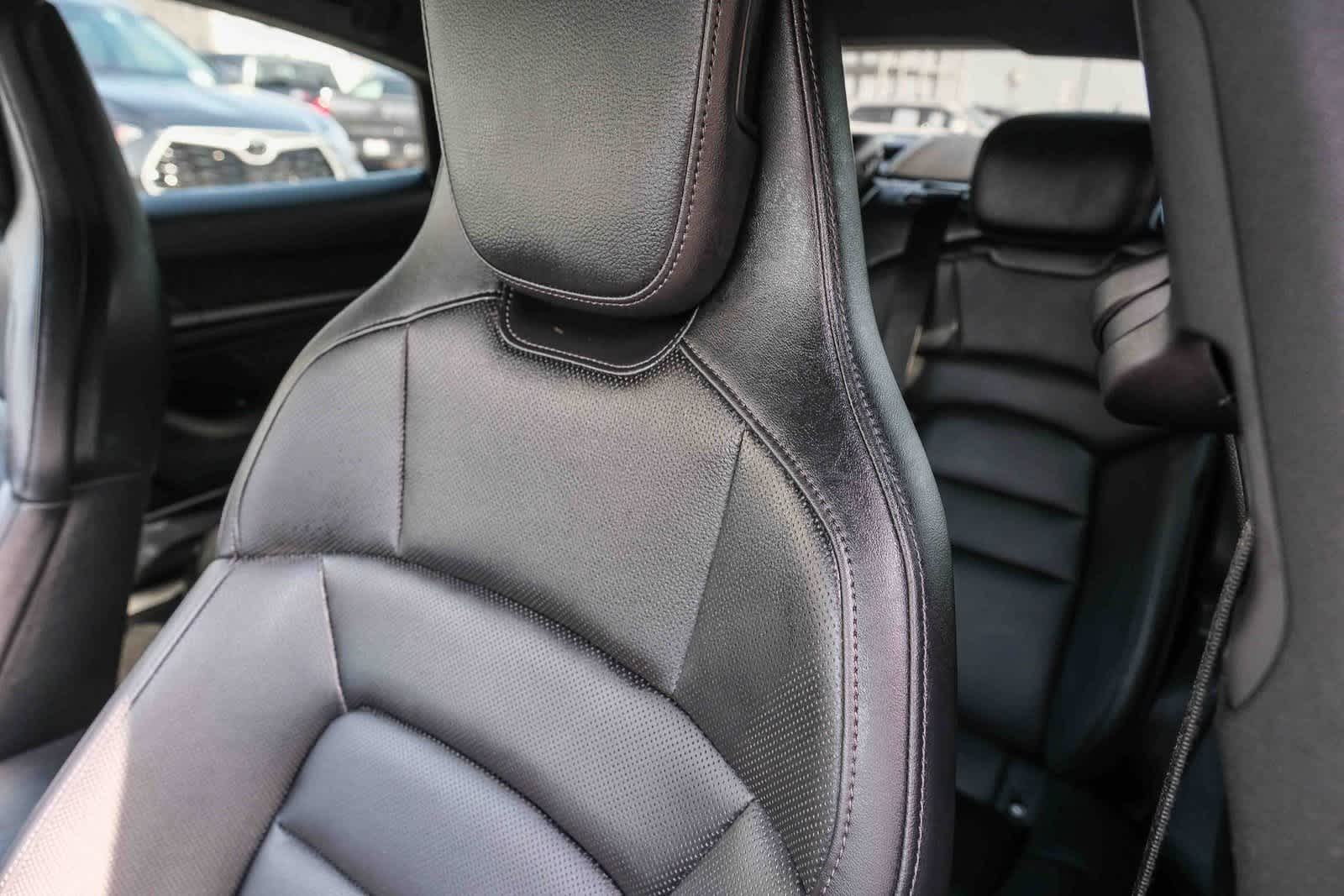 Thumbnail: 2025 Porsche Taycan - 20