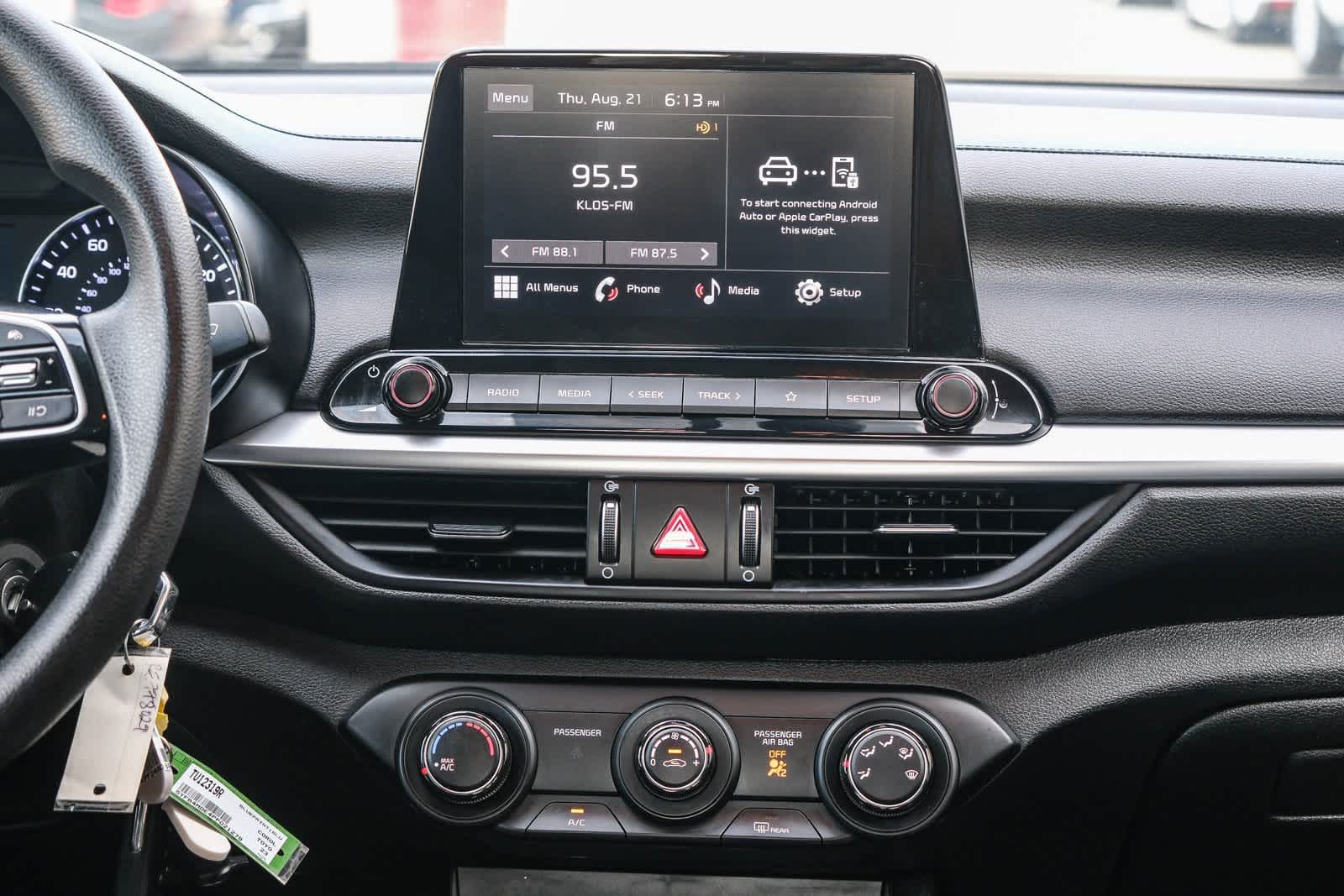 Thumbnail: 2024 Kia Forte - 14