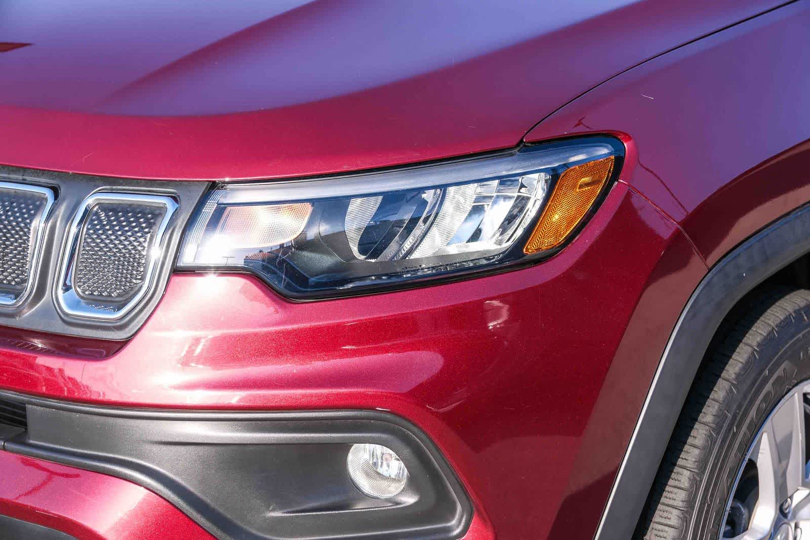 Thumbnail: 2022 Jeep Compass - 12