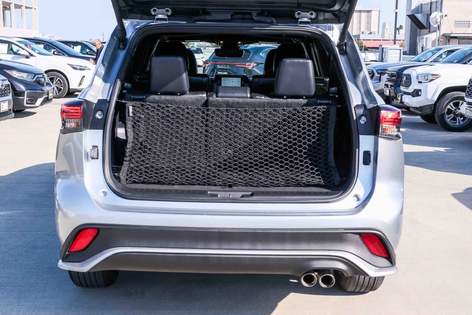 Thumbnail: 2025 Toyota Highlander - 23