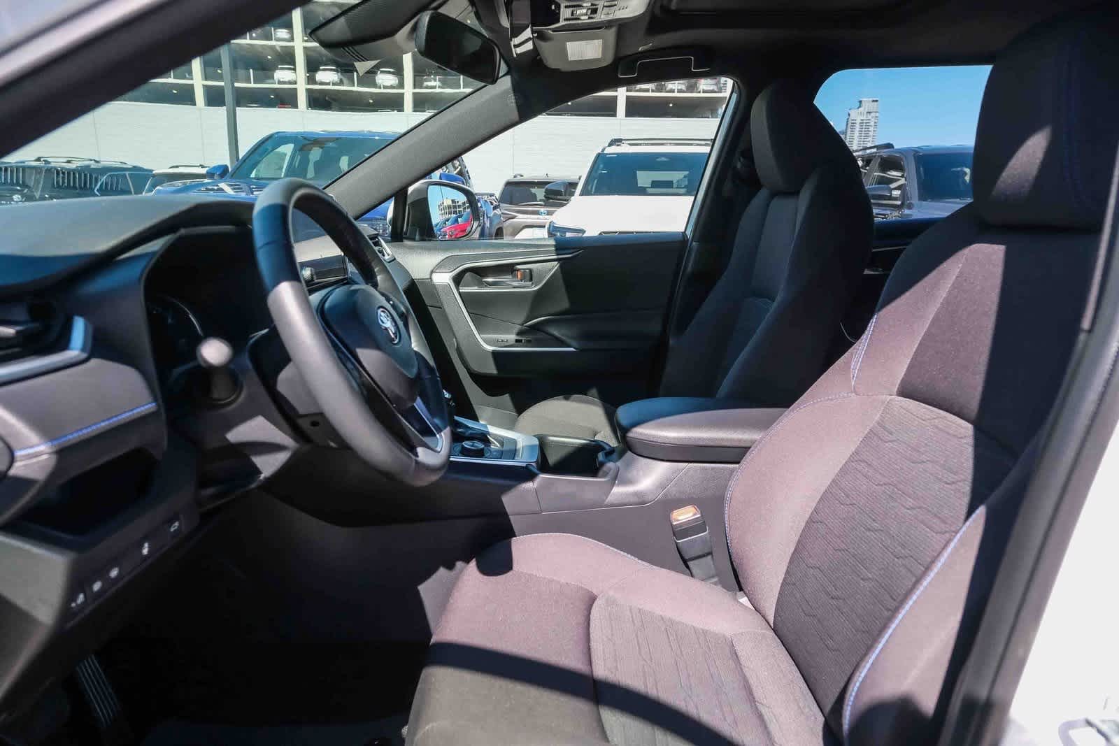 Thumbnail: 2023 Toyota RAV4 - 20