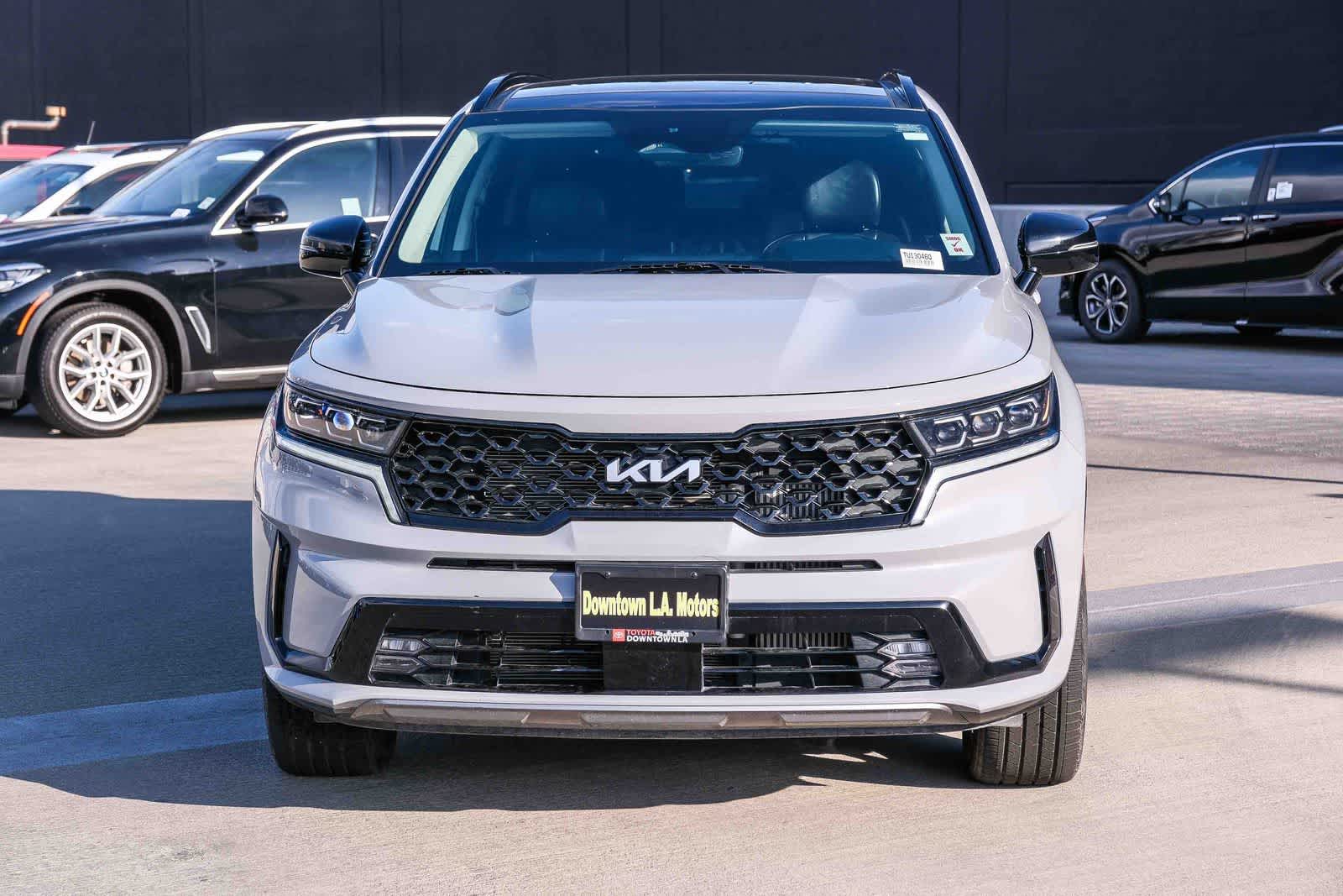 Thumbnail: 2023 Kia Sorento - 2