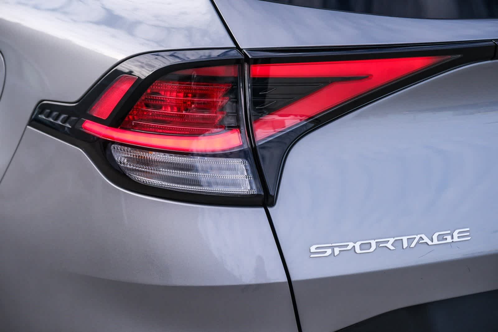 Thumbnail: 2023 Kia Sportage - 7
