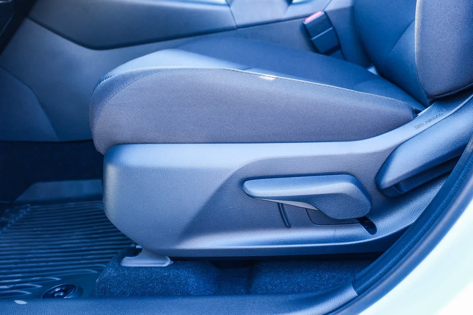 Thumbnail: 2025 Toyota RAV4 - 24