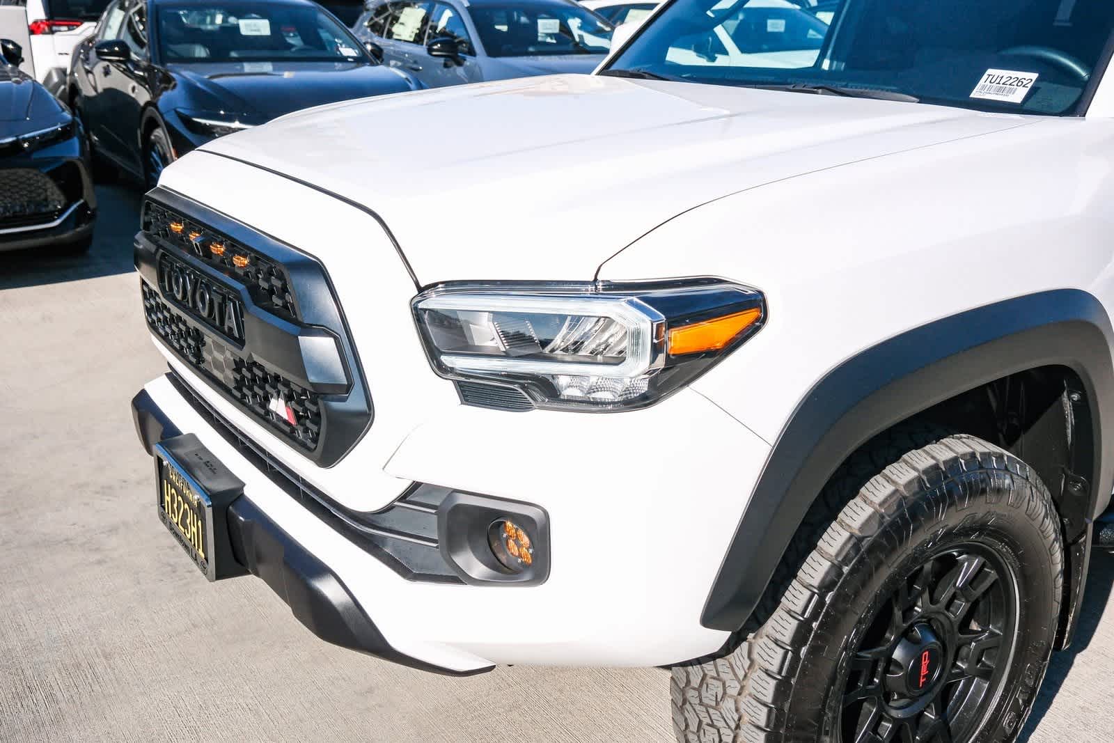 Thumbnail: 2023 Toyota Tacoma - 12
