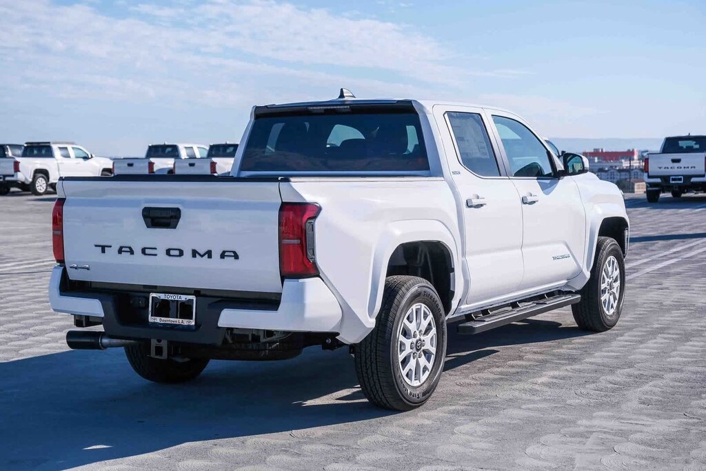 New 2025 Toyota Tacoma SR5 Truck Double Cab