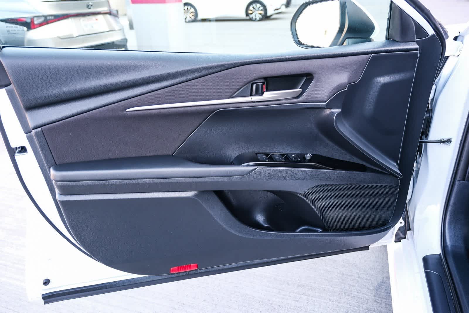 Thumbnail: 2025 Toyota Camry - 23