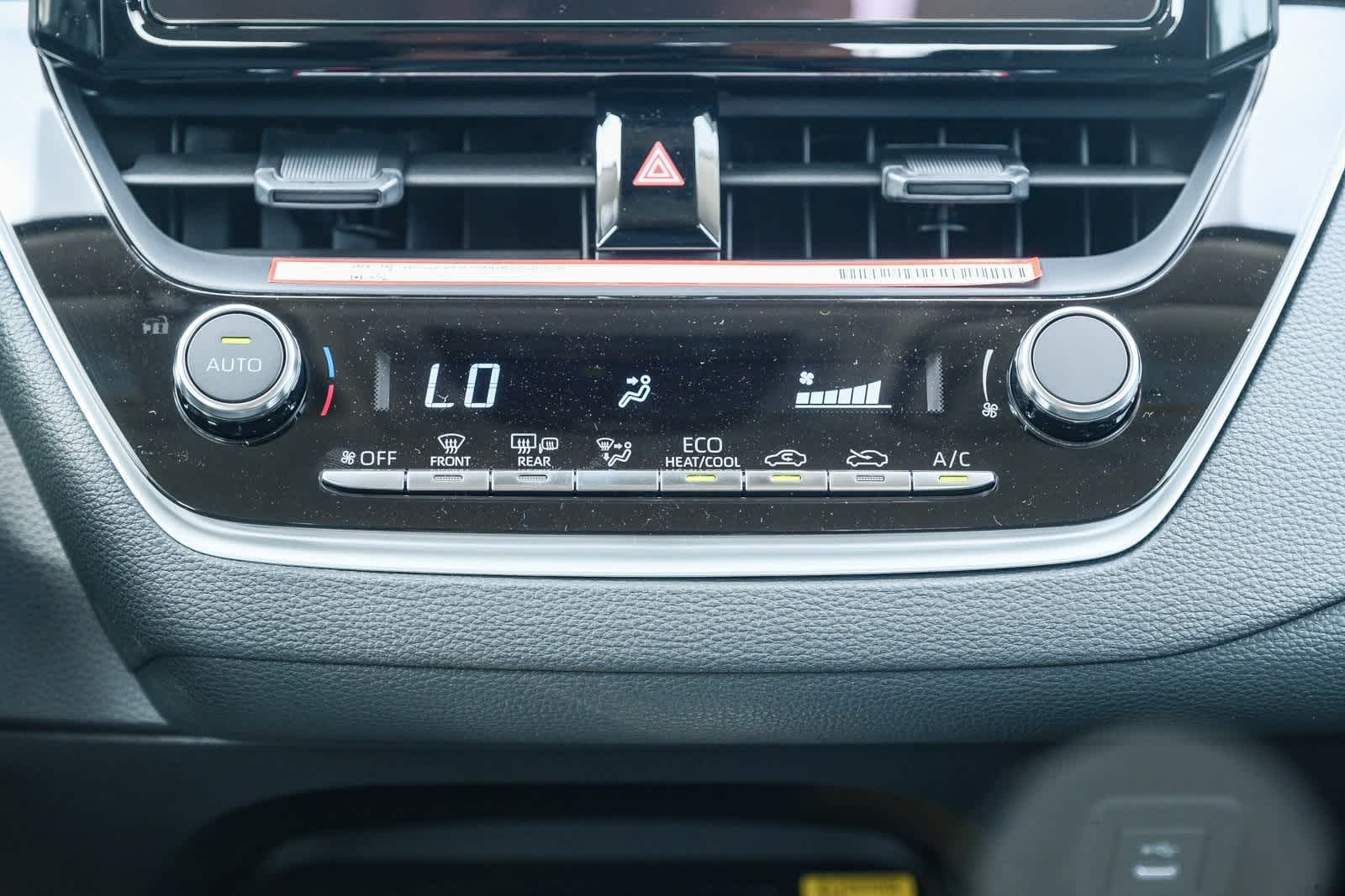 Thumbnail: 2025 Toyota Corolla - 15