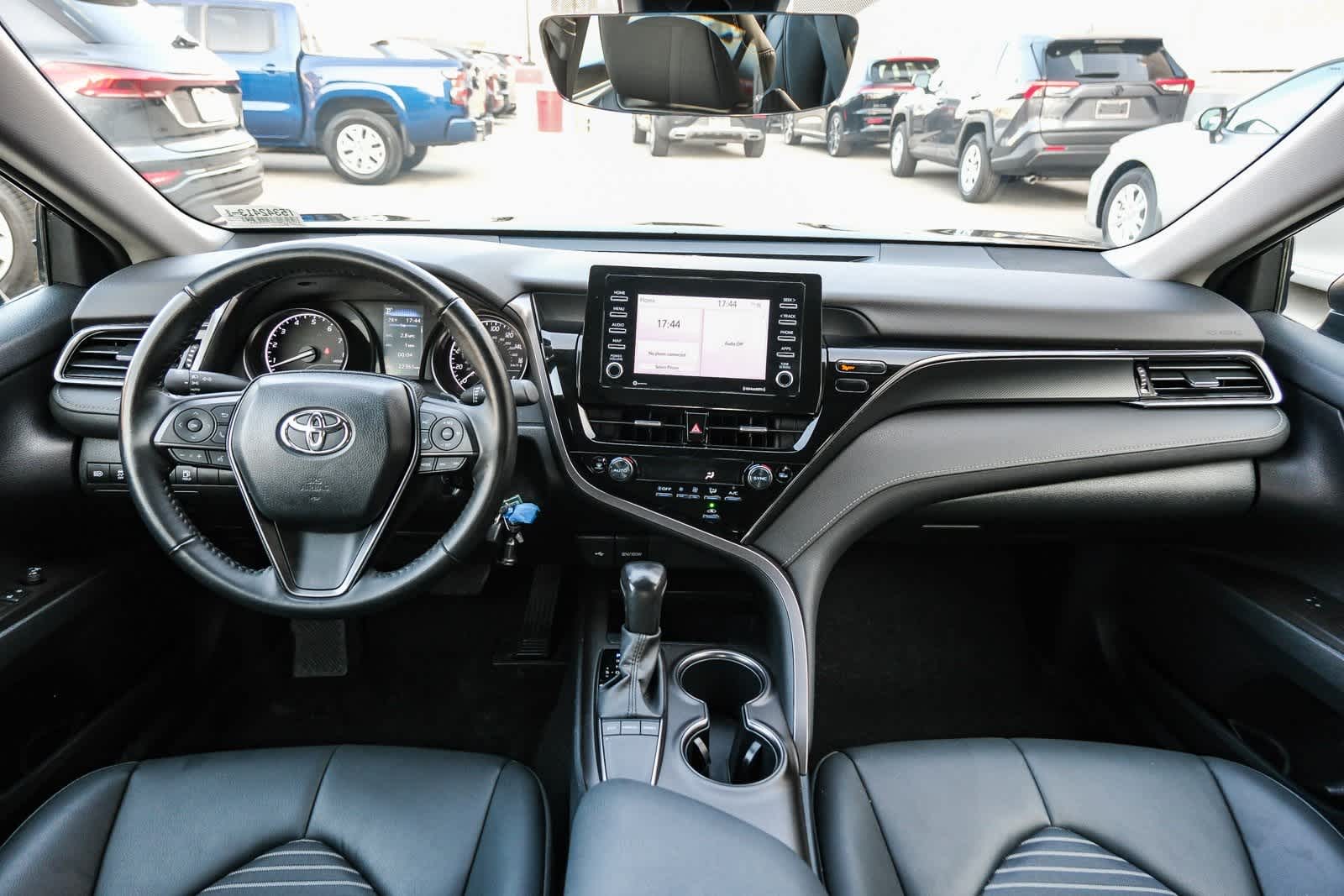 Thumbnail: 2023 Toyota Camry - 13