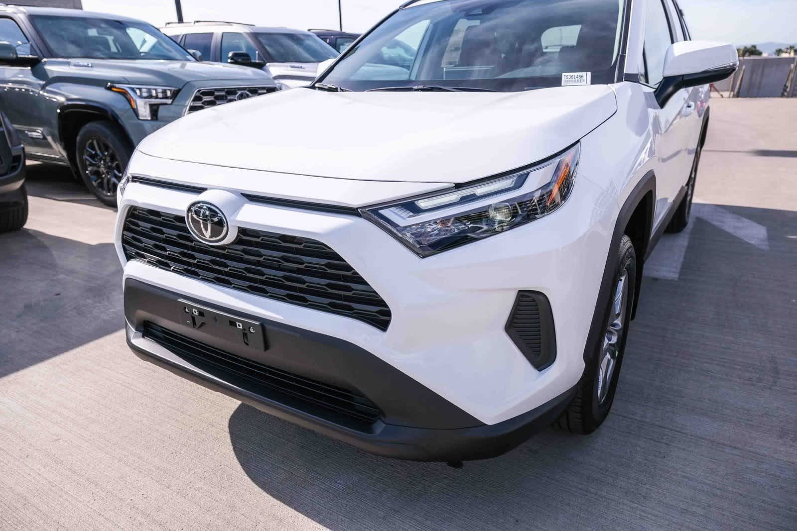 Thumbnail: 2025 Toyota RAV4 - 12