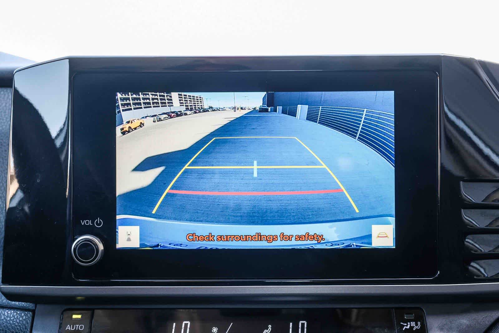 Thumbnail: 2025 Toyota Camry - 24