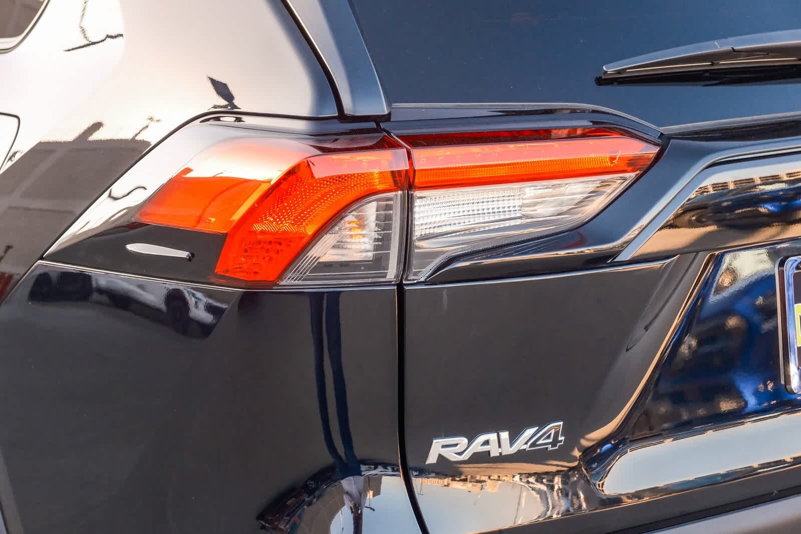 Thumbnail: 2024 Toyota RAV4 - 7