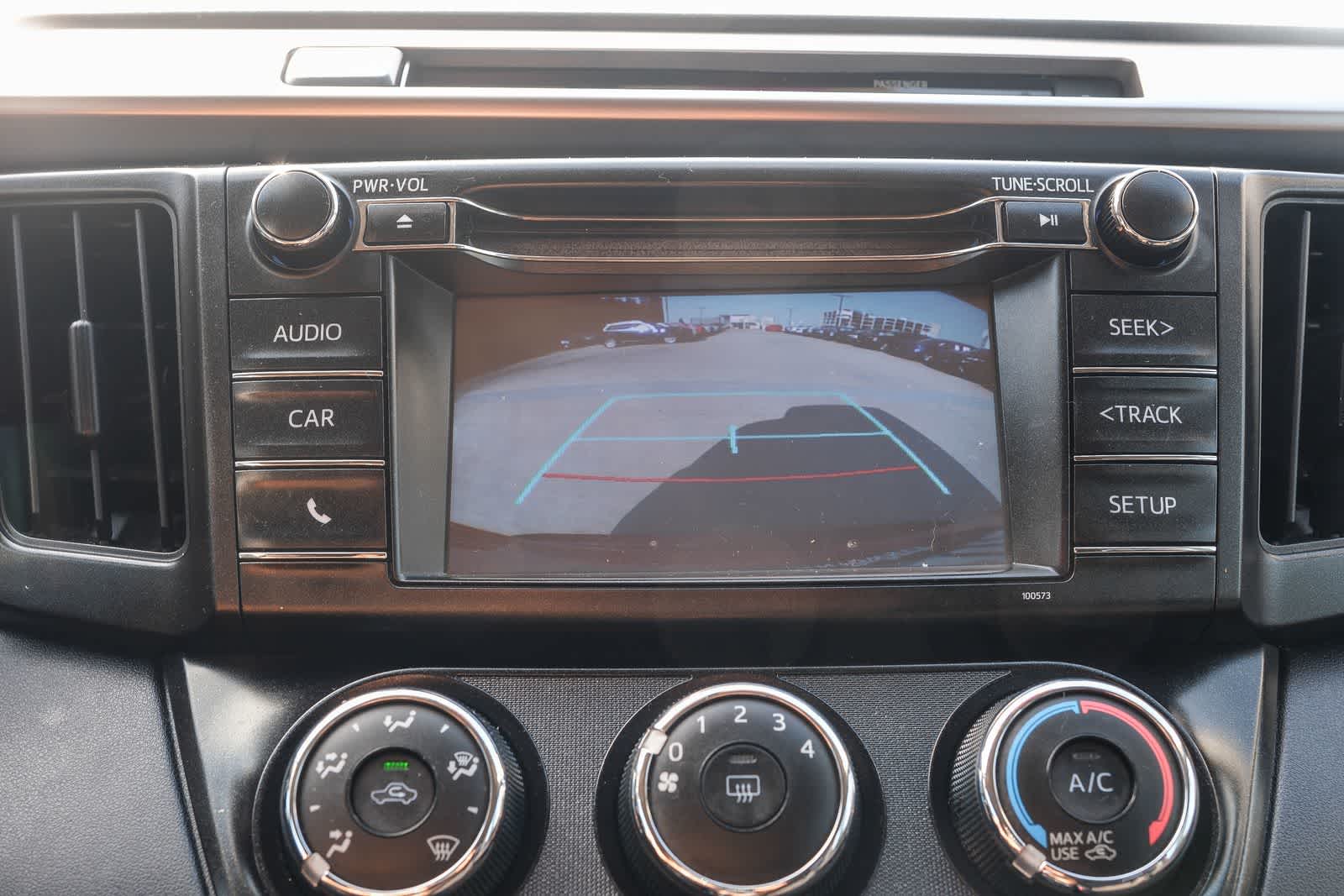 Thumbnail: 2016 Toyota RAV4 - 24