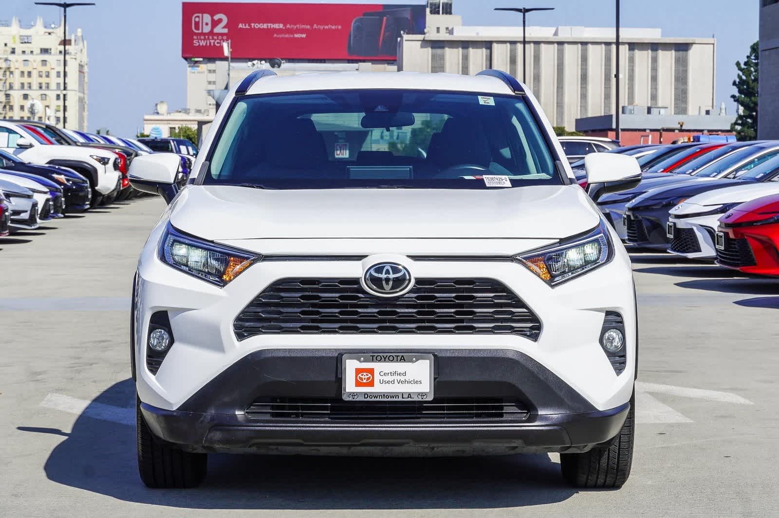 2021 Toyota RAV4 XLE 2