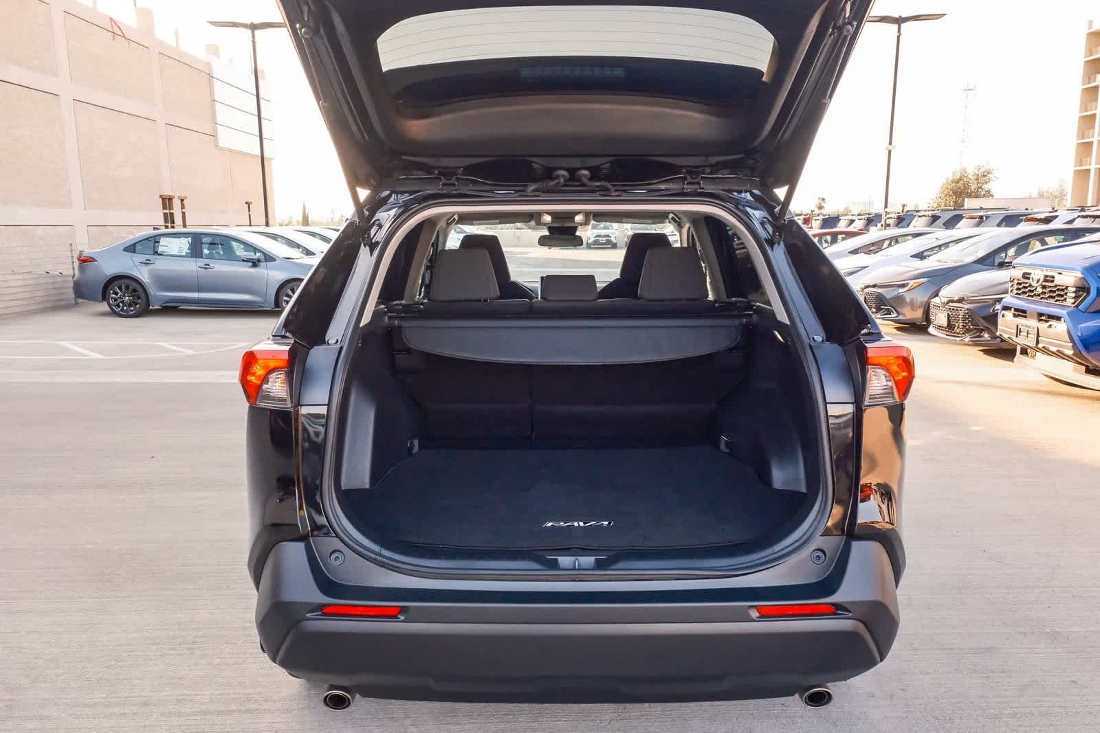 Thumbnail: 2024 Toyota RAV4 - 26