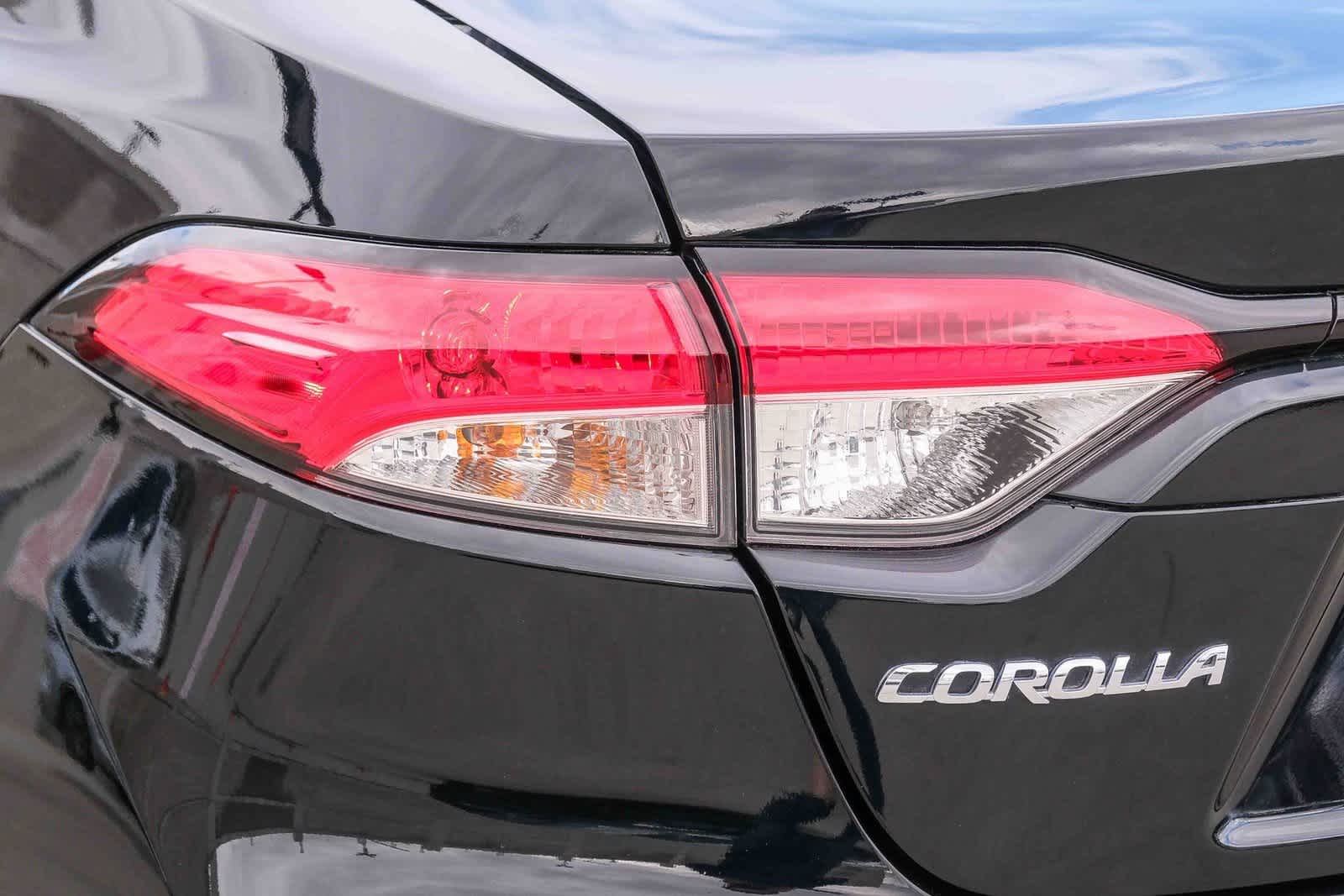 Thumbnail: 2023 Toyota Corolla - 7