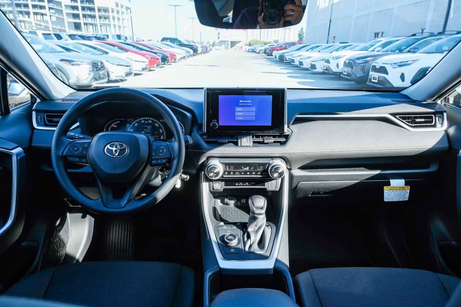 Thumbnail: 2025 Toyota RAV4 - 13