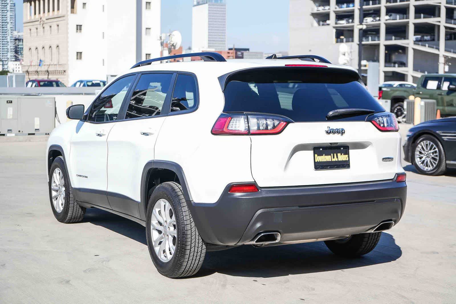 Thumbnail: 2022 Jeep Cherokee - 8