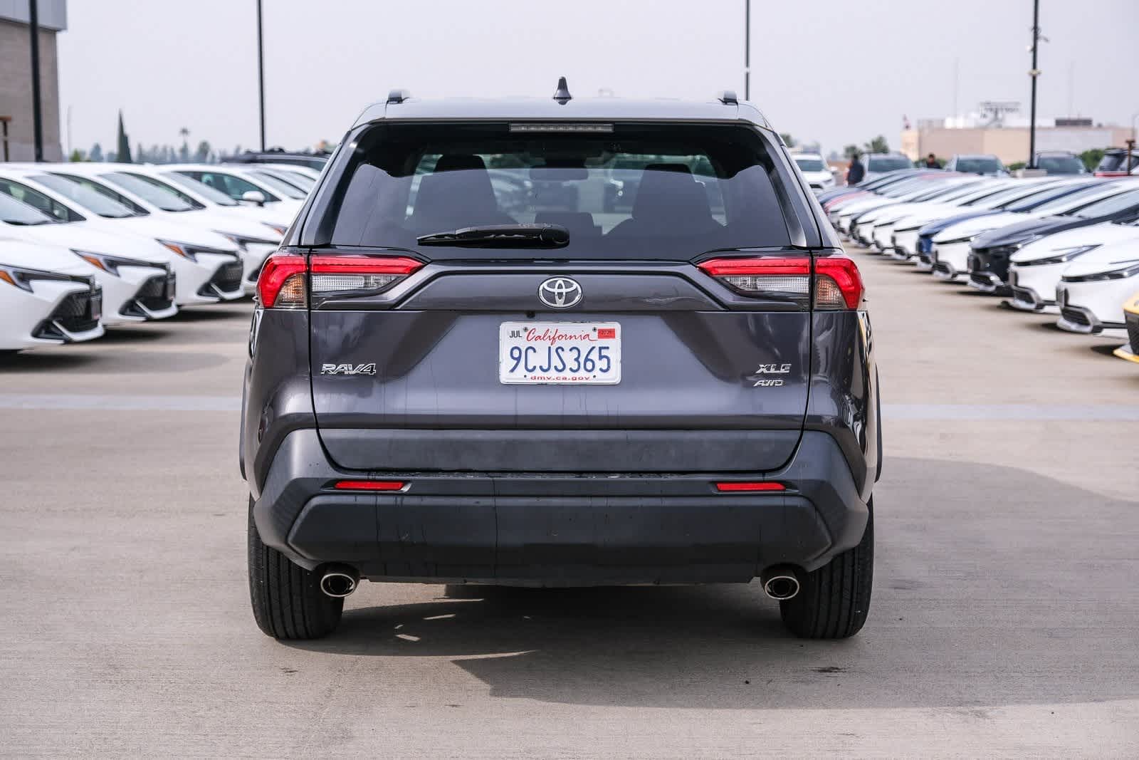 Thumbnail: 2020 Toyota RAV4 - 5
