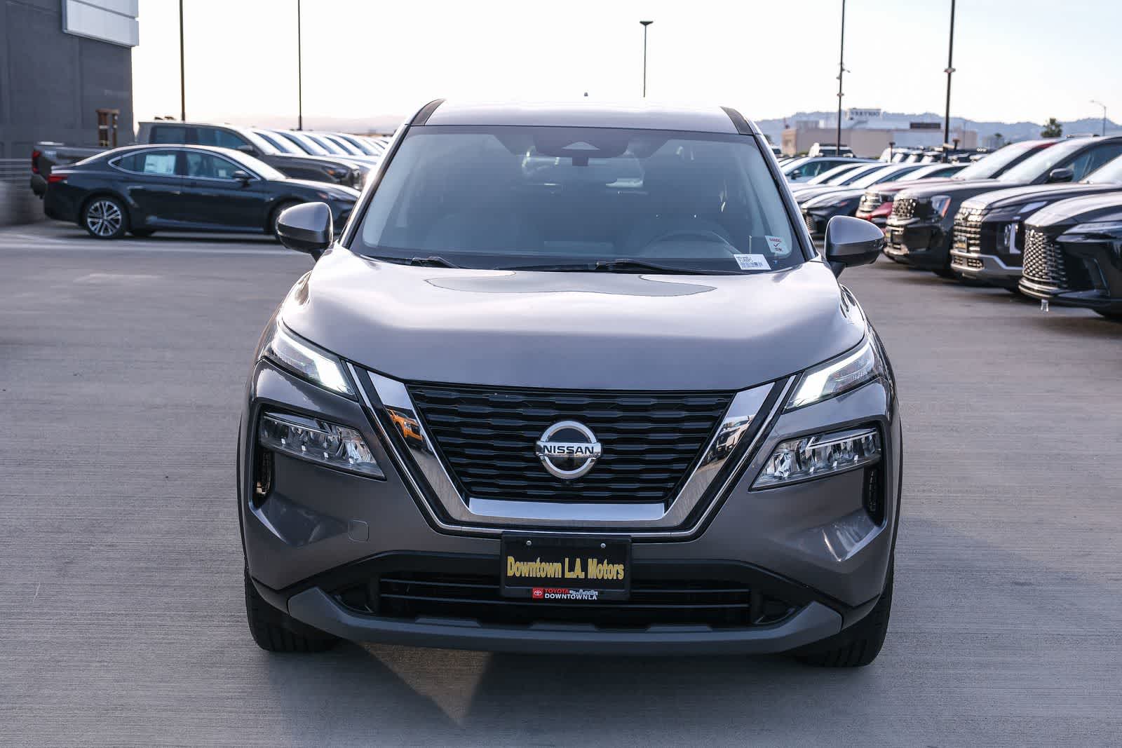 Thumbnail: 2021 Nissan Rogue - 2