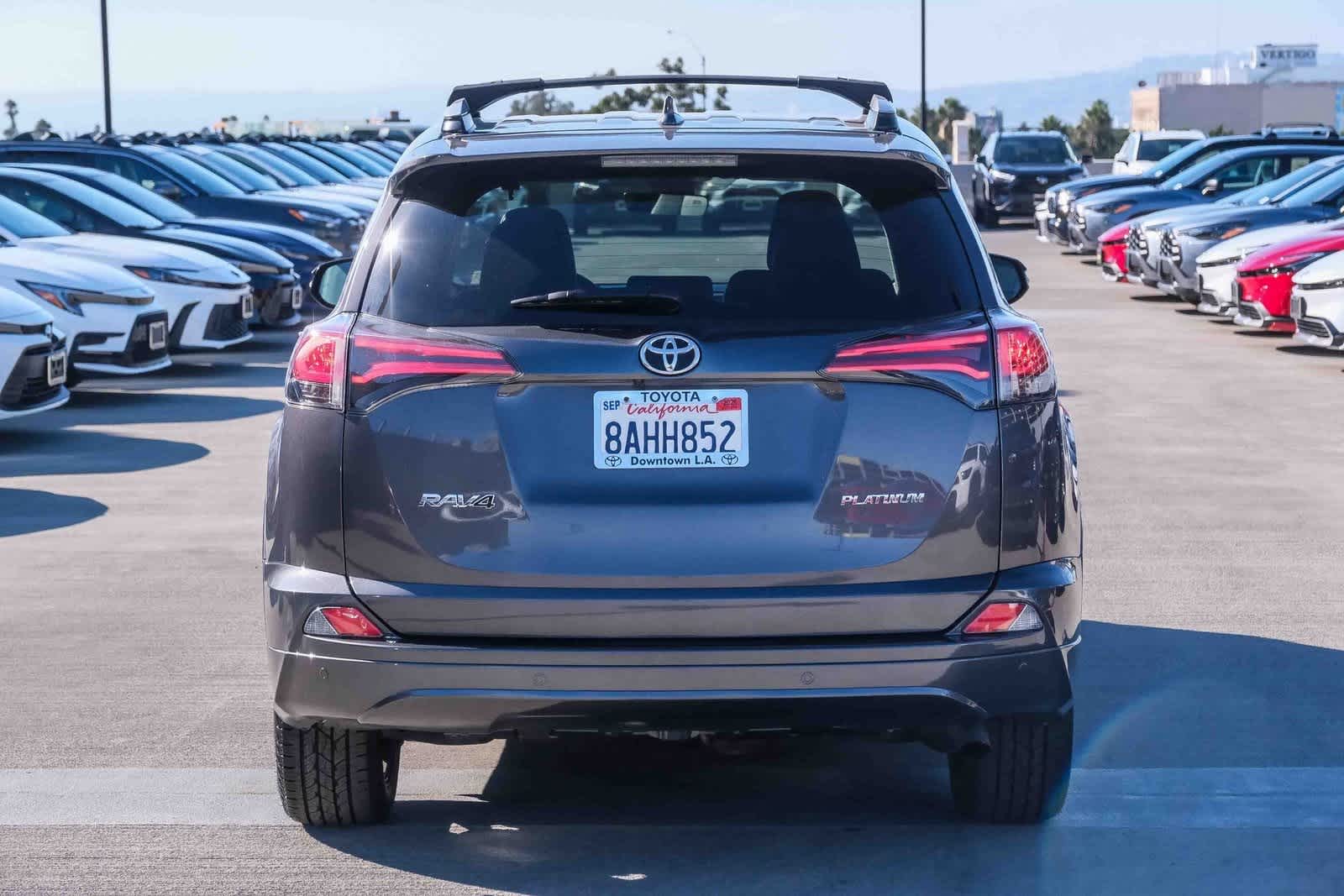 Thumbnail: 2017 Toyota RAV4 - 5