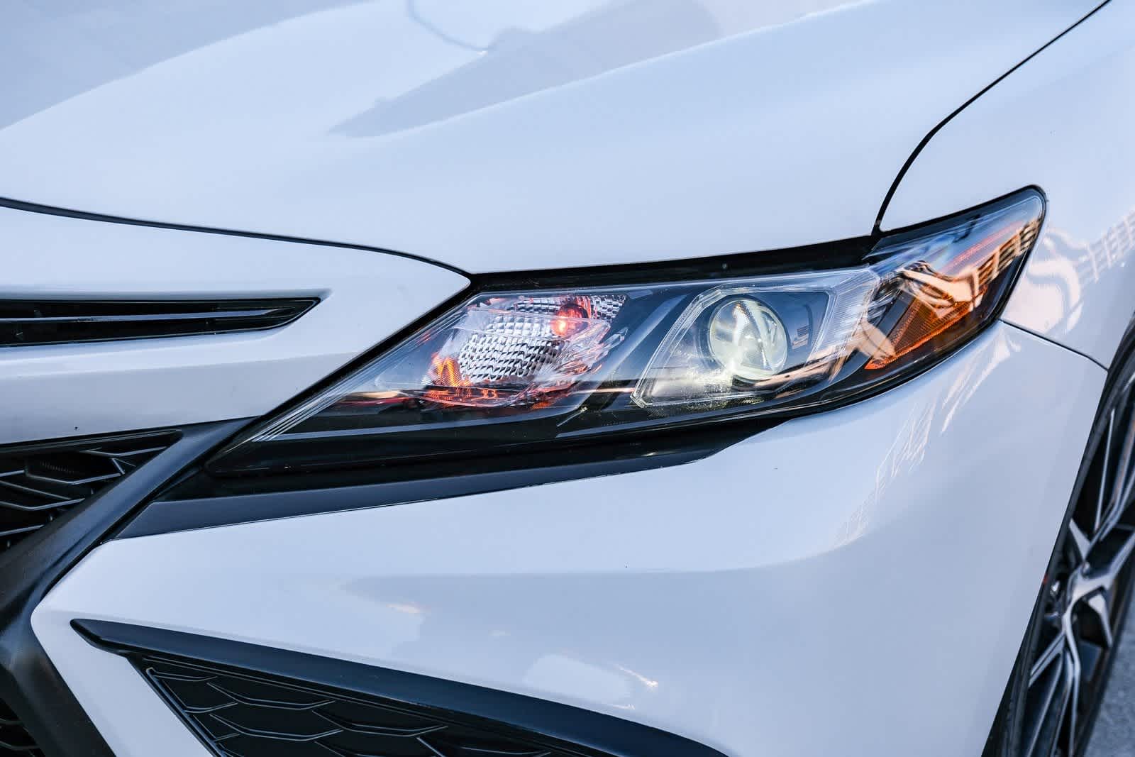 Thumbnail: 2024 Toyota Camry - 11