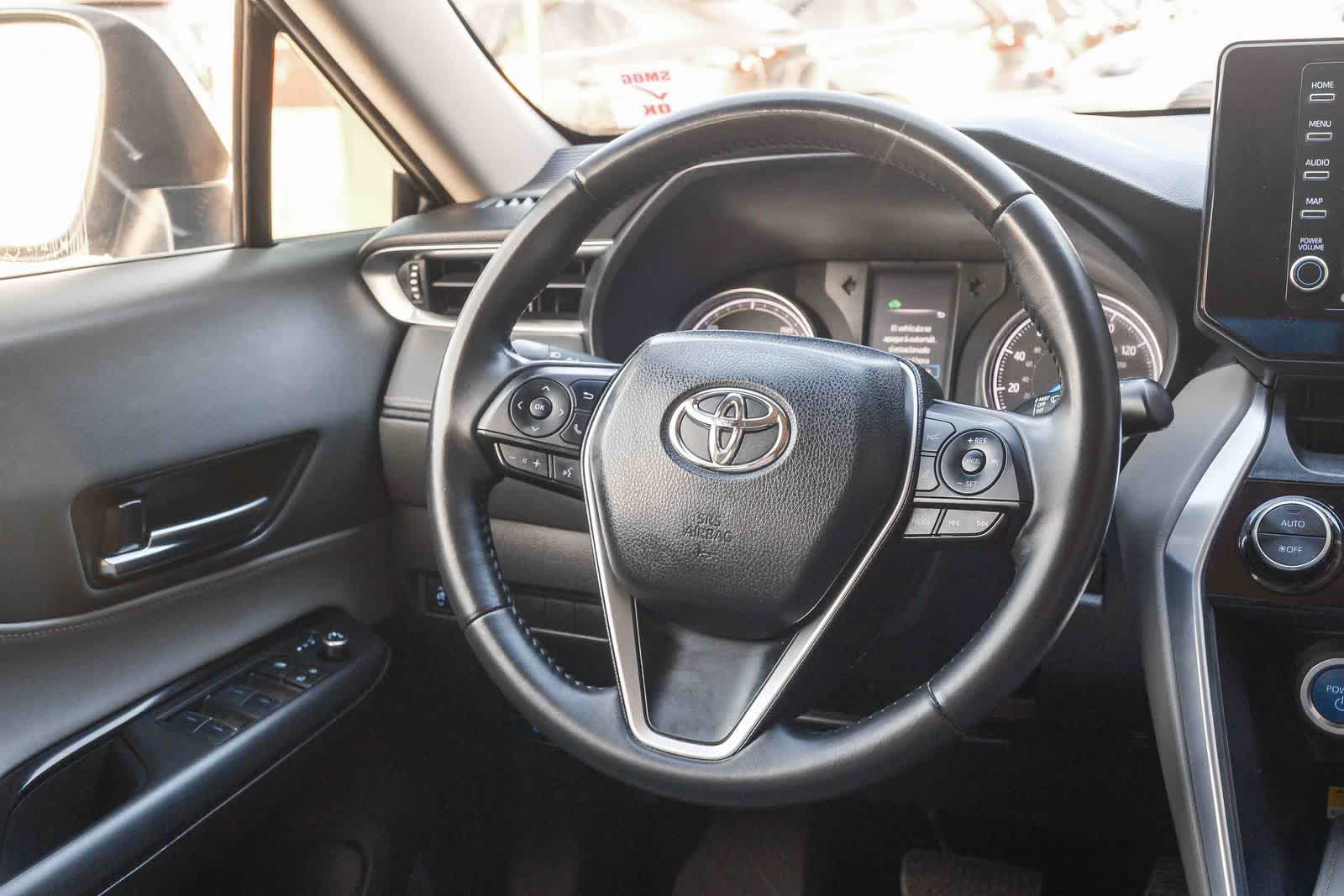Thumbnail: 2022 Toyota Venza - 17