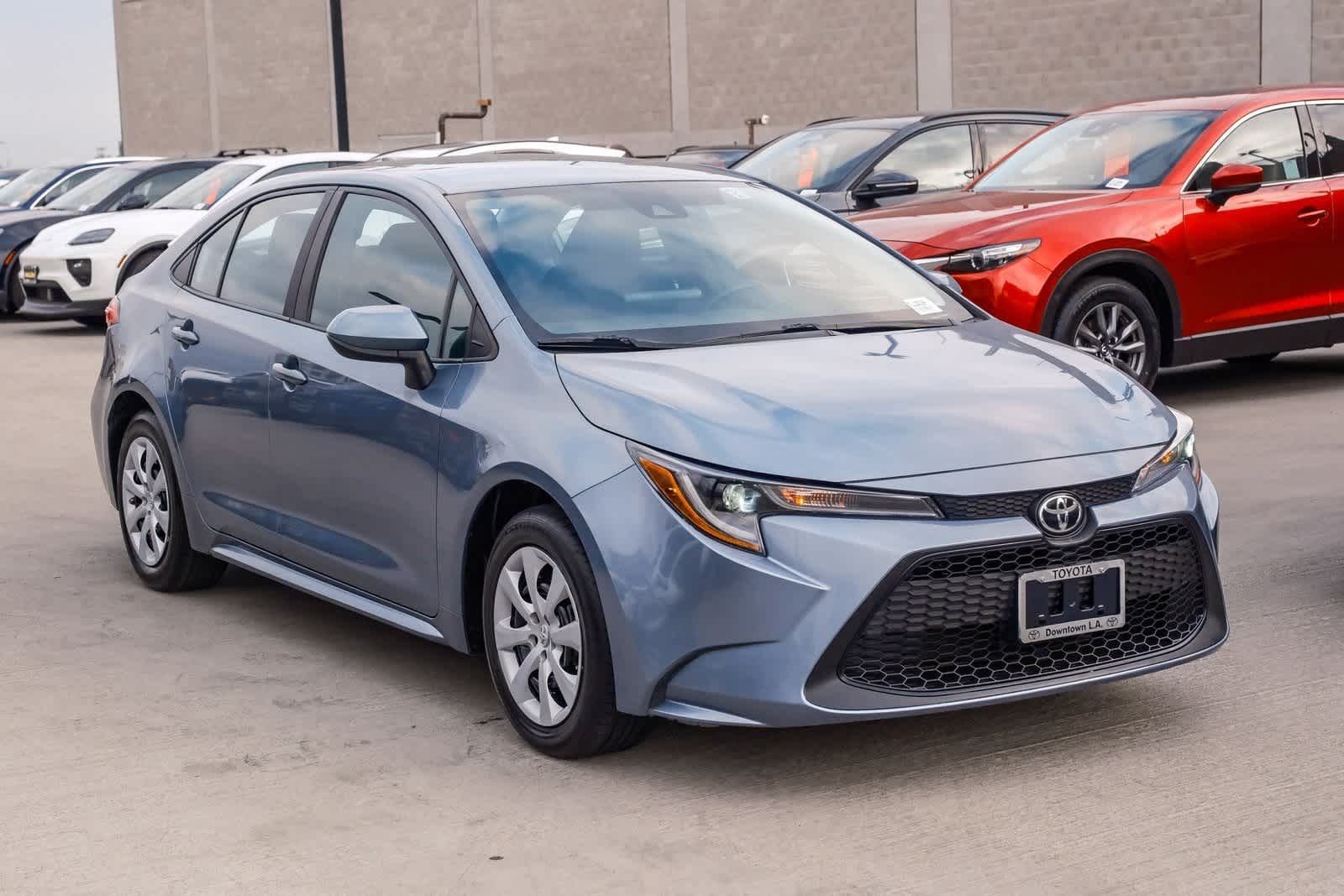 Thumbnail: 2022 Toyota Corolla - 3