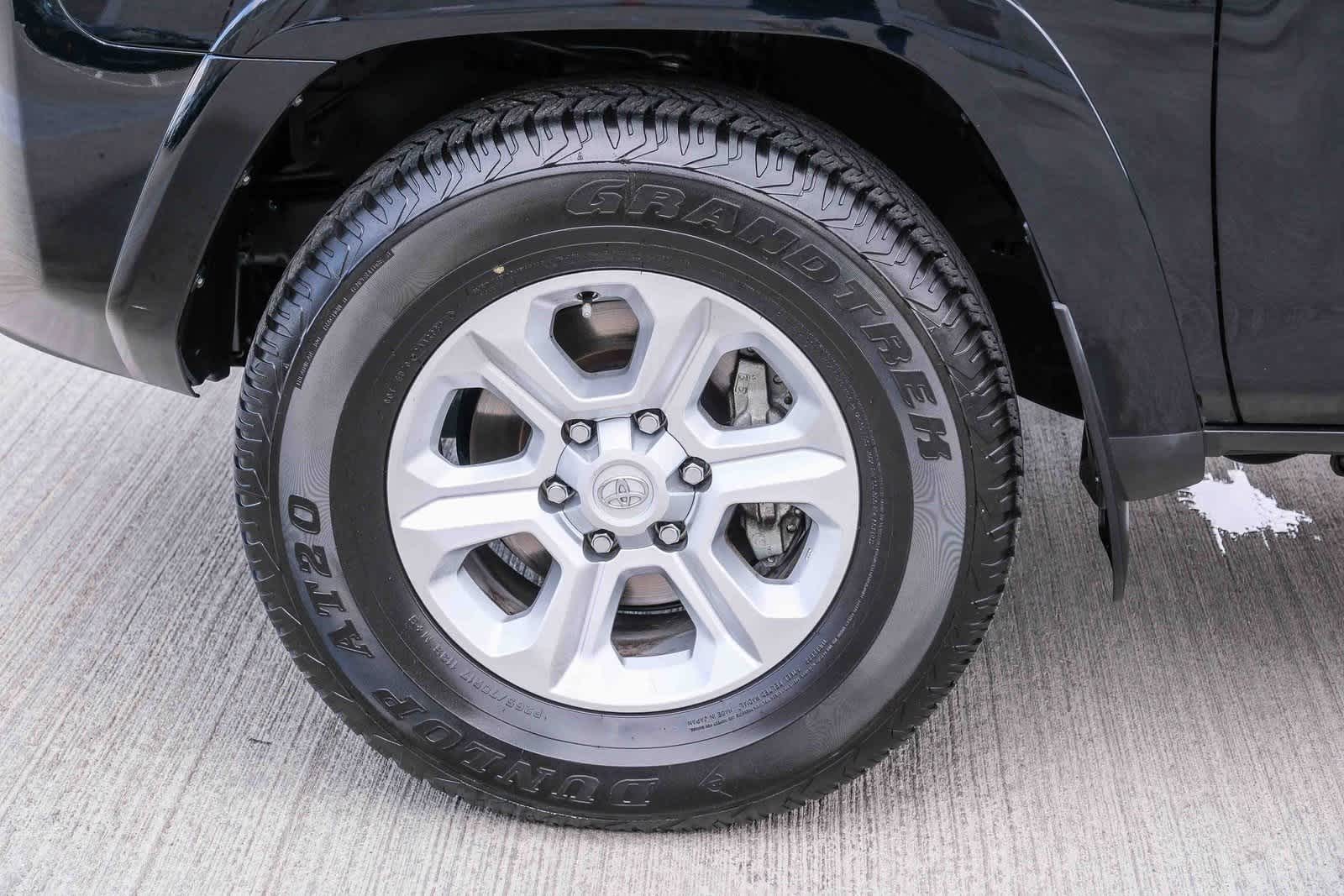 Thumbnail: 2024 Toyota 4Runner - 10