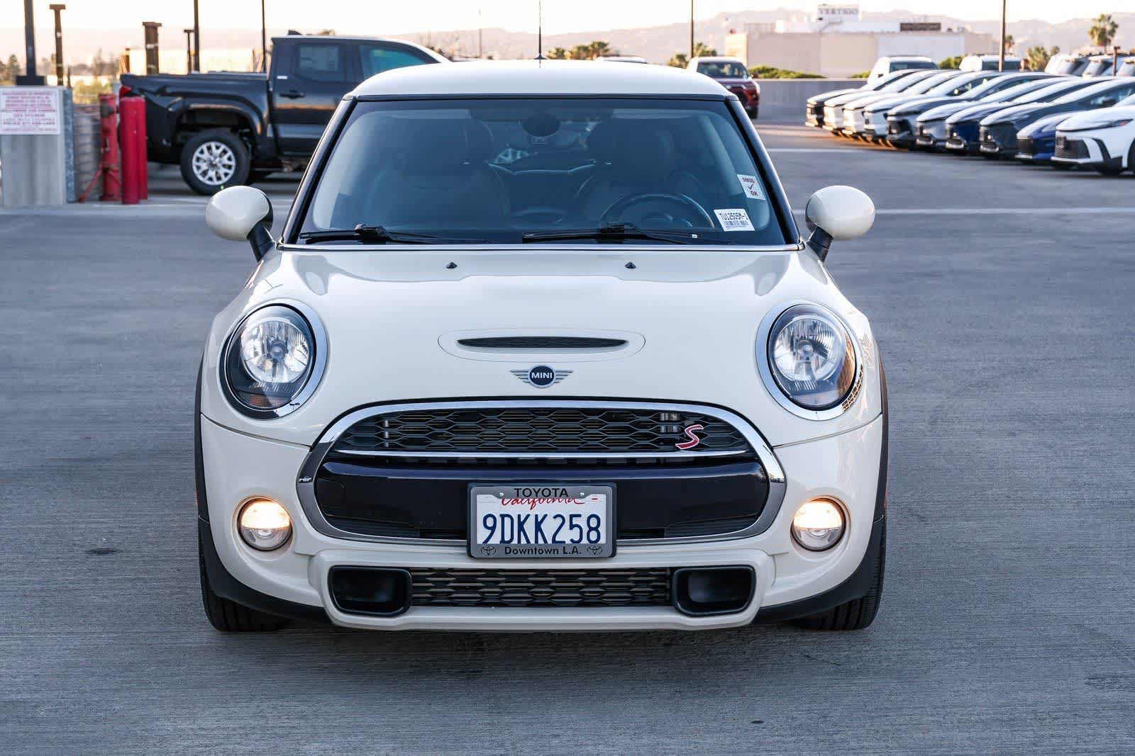 Thumbnail: 2019 MINI Cooper Hardtop - 2