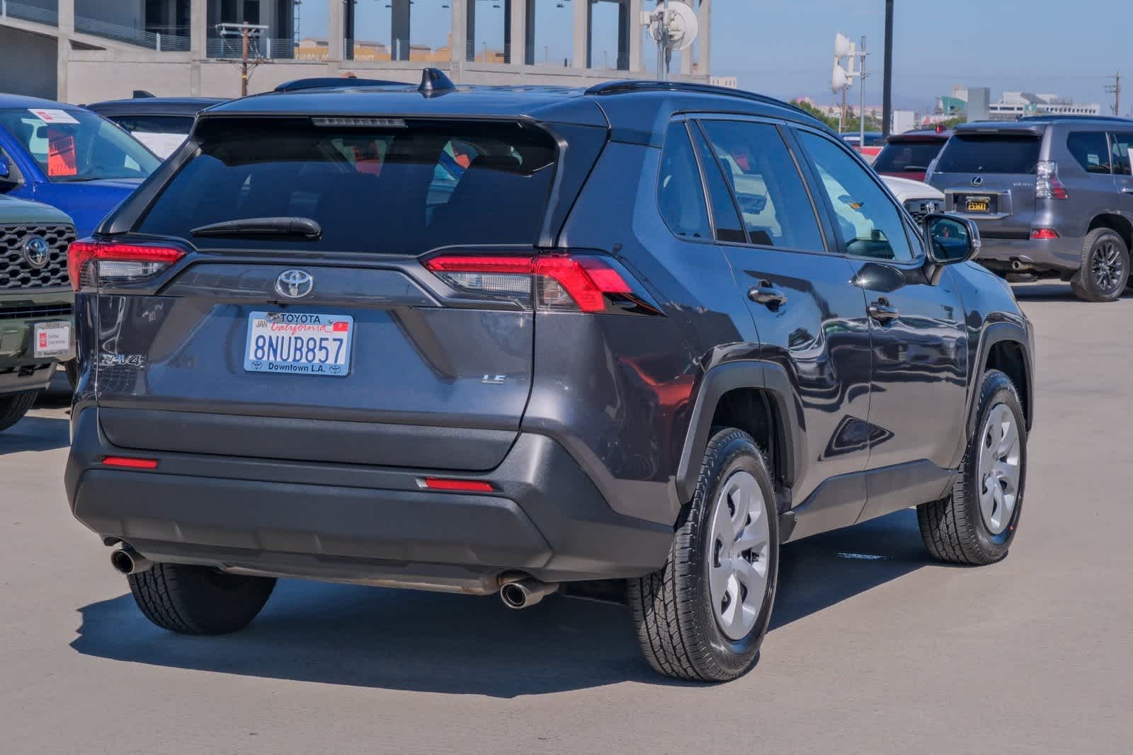 Thumbnail: 2020 Toyota RAV4 - 4