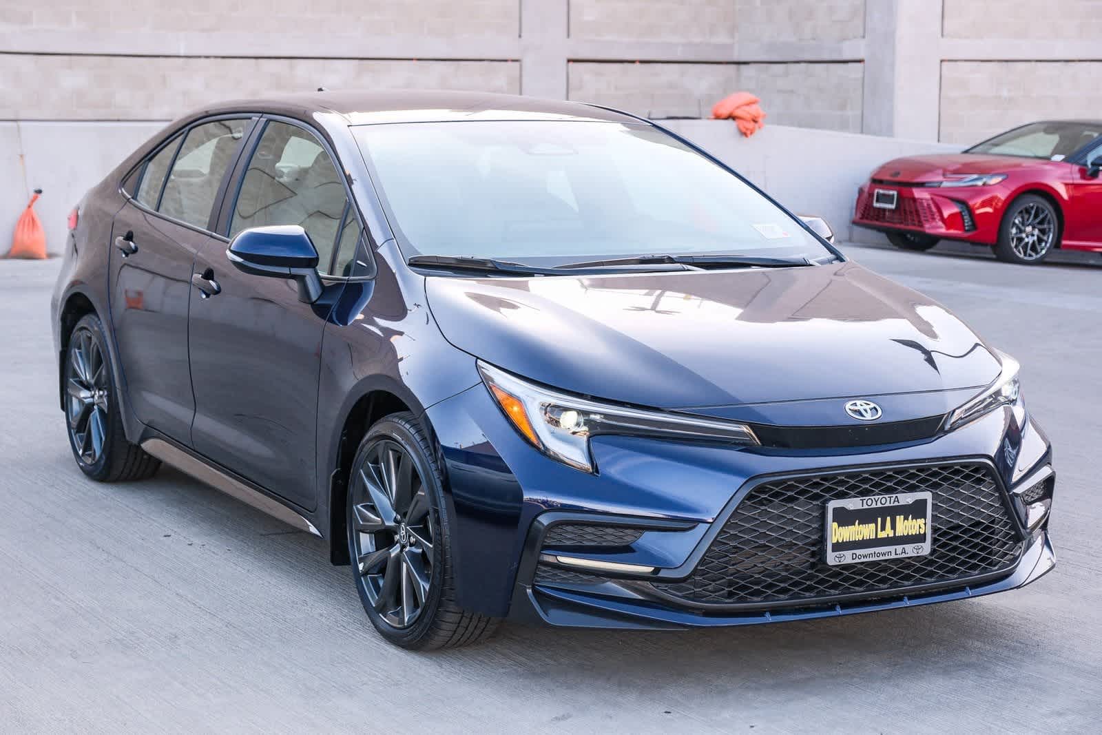 Thumbnail: 2025 Toyota Corolla - 3