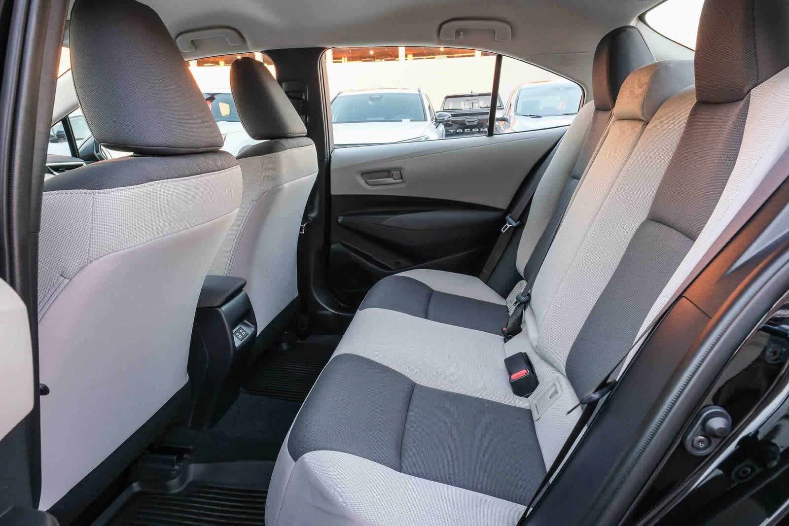 Thumbnail: 2025 Toyota Corolla - 19