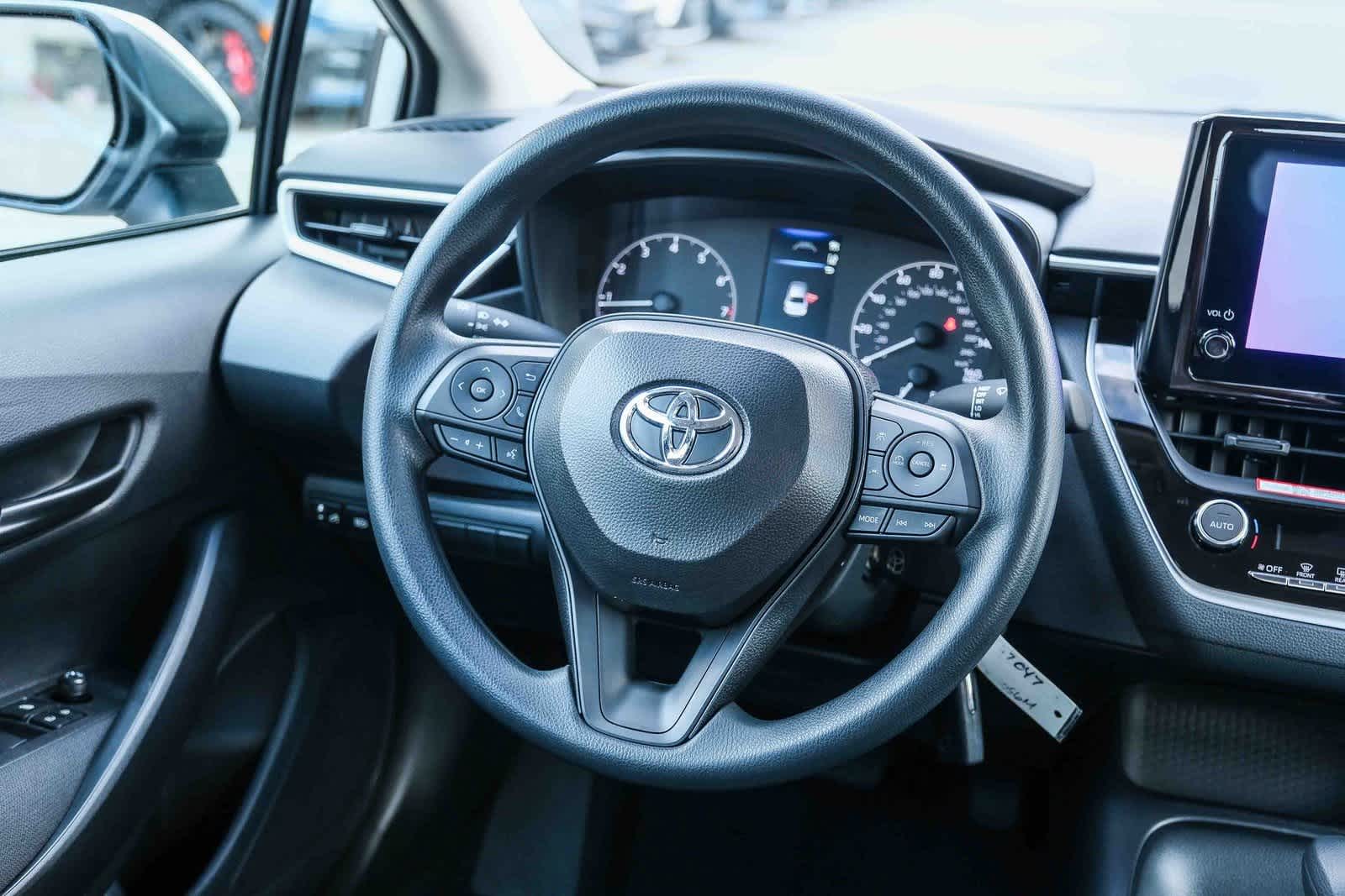 Thumbnail: 2025 Toyota Corolla - 17